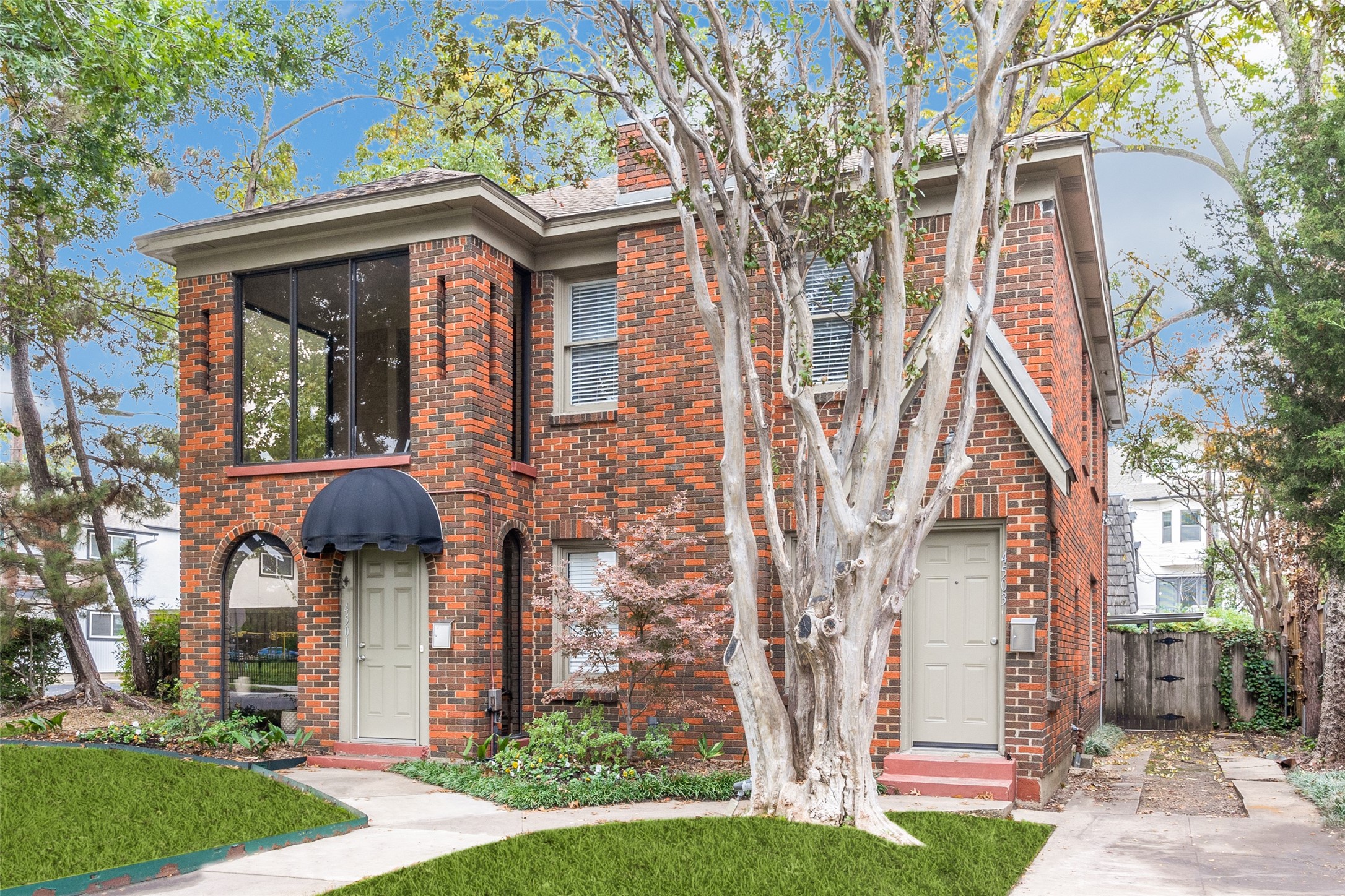 Dallas TX, 4503 Gilbert Avenue