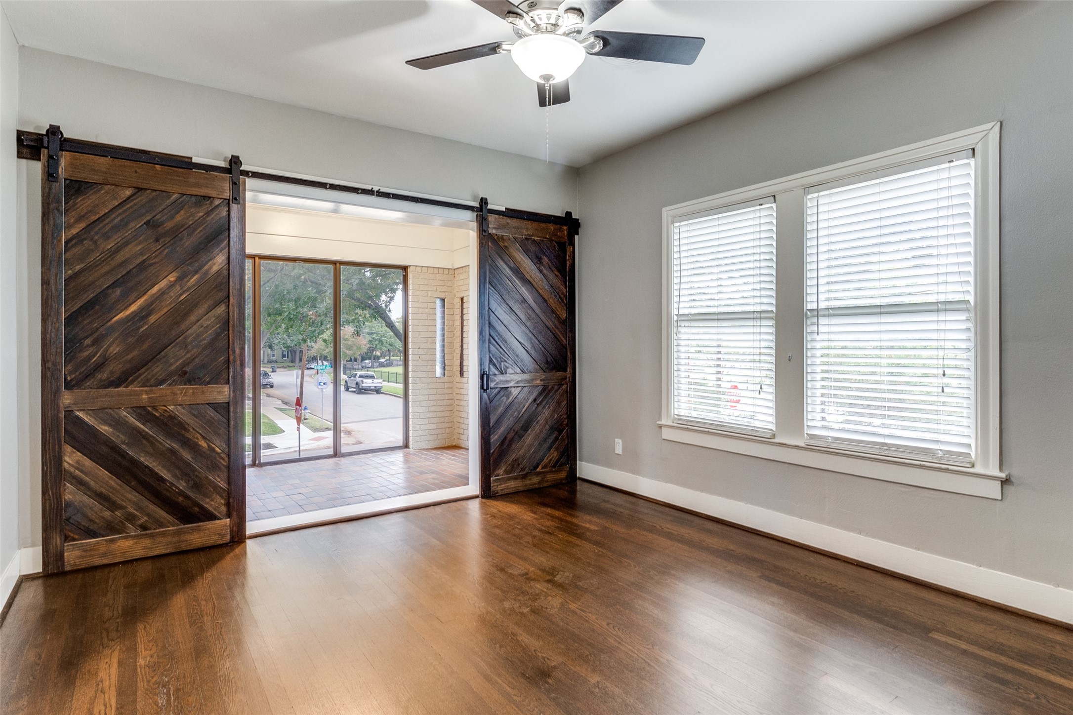 4503 Gilbert Avenue Dallas TX 75219