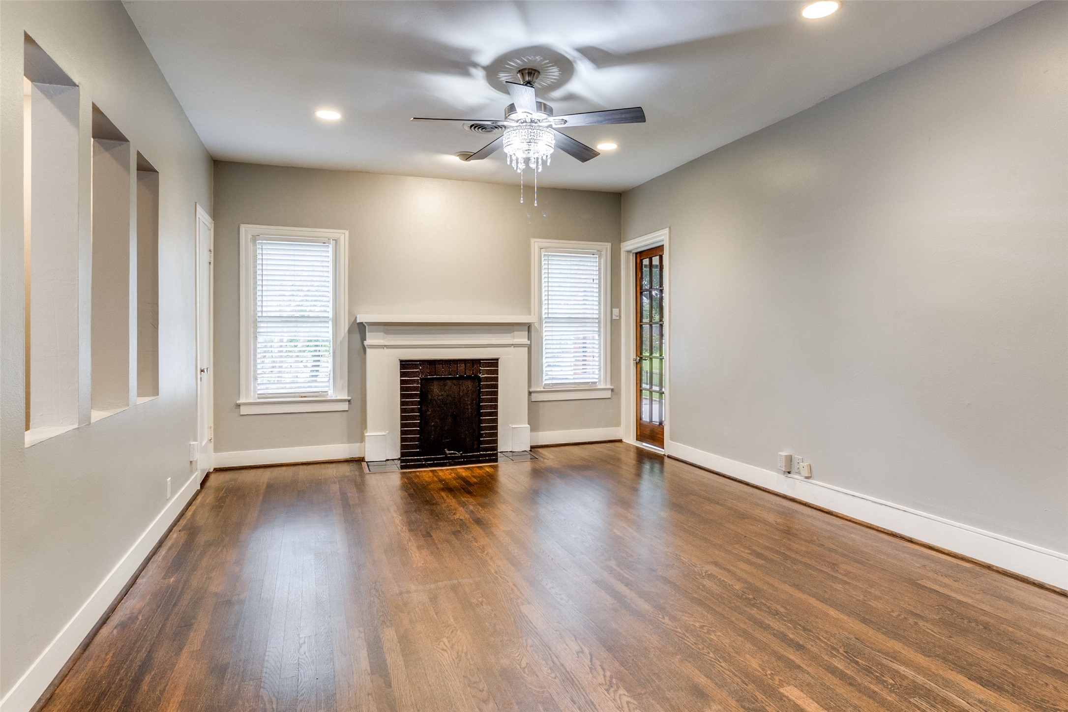 4503 Gilbert Avenue Dallas TX 75219