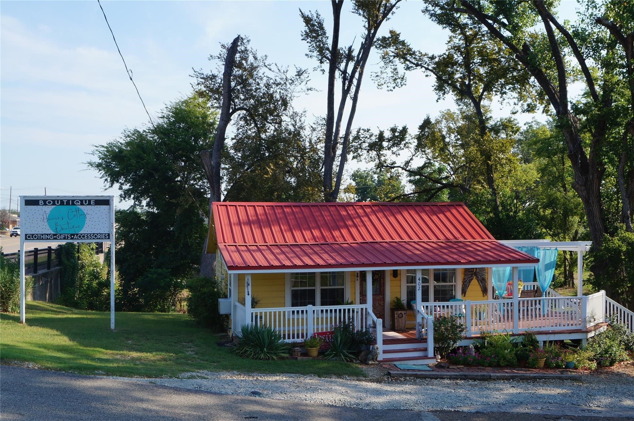 402 E College Street Canton TX 75103