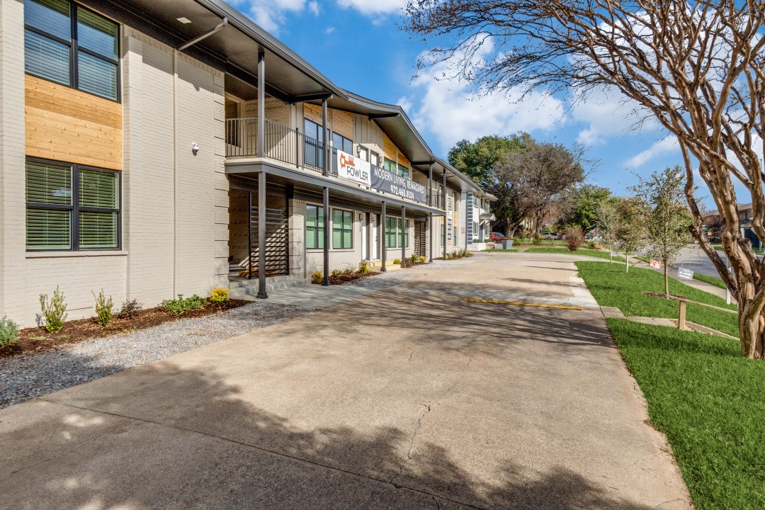 5917 Gaston Avenue Dallas TX 75214