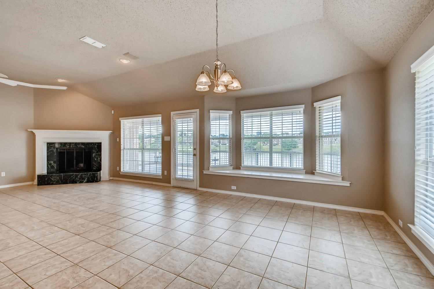 5930 River Bend Drive Benbrook TX 76132