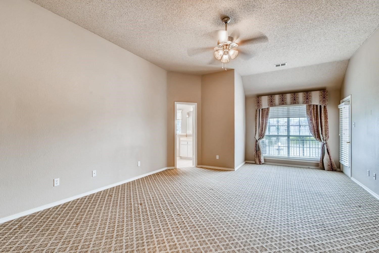 5930 River Bend Drive Benbrook TX 76132