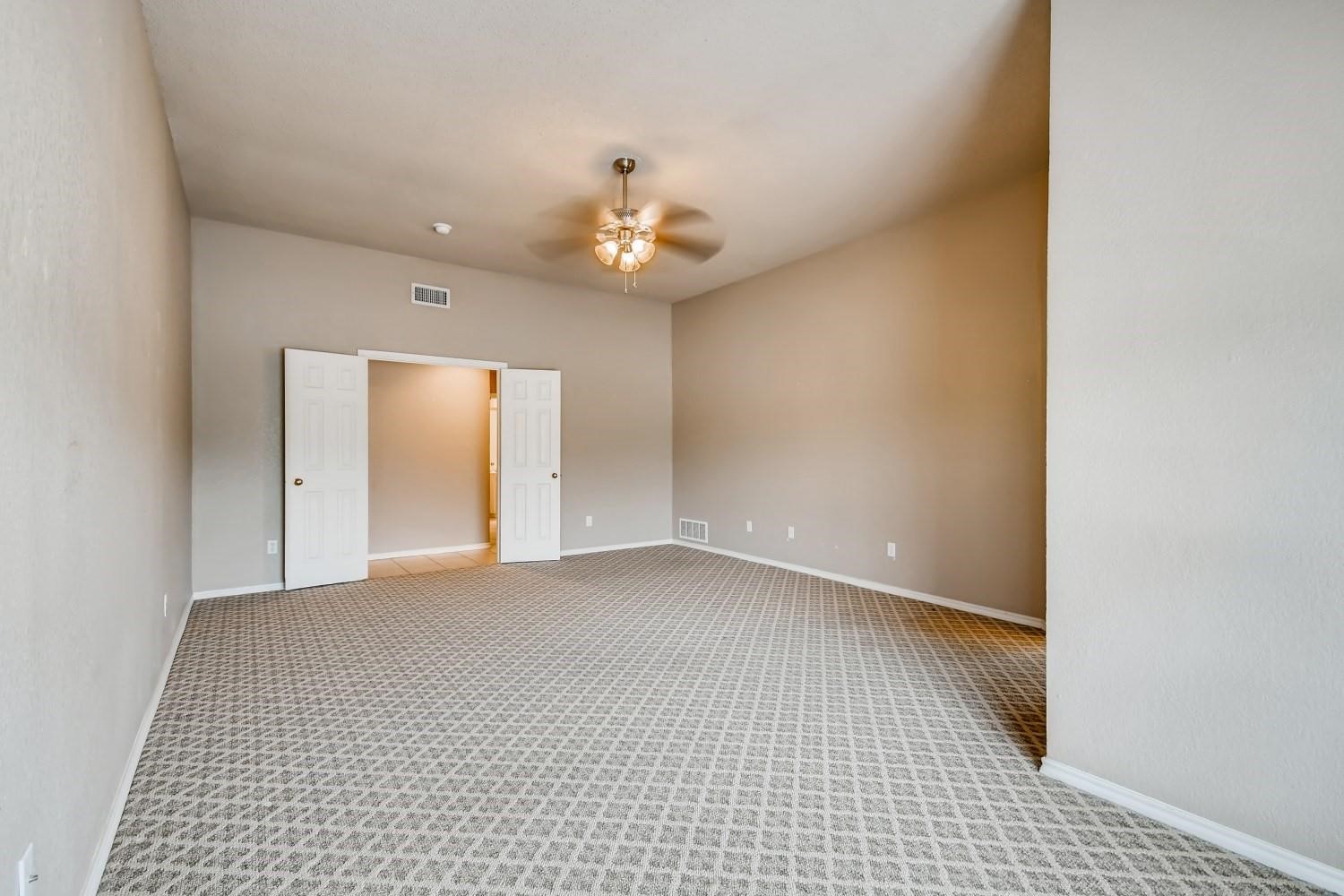 5930 River Bend Drive Benbrook TX 76132