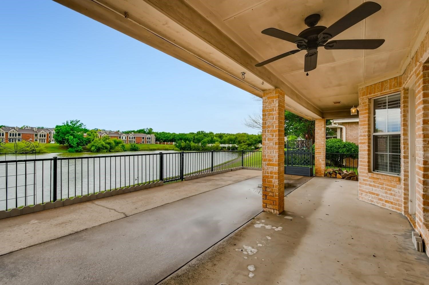 5930 River Bend Drive Benbrook TX 76132