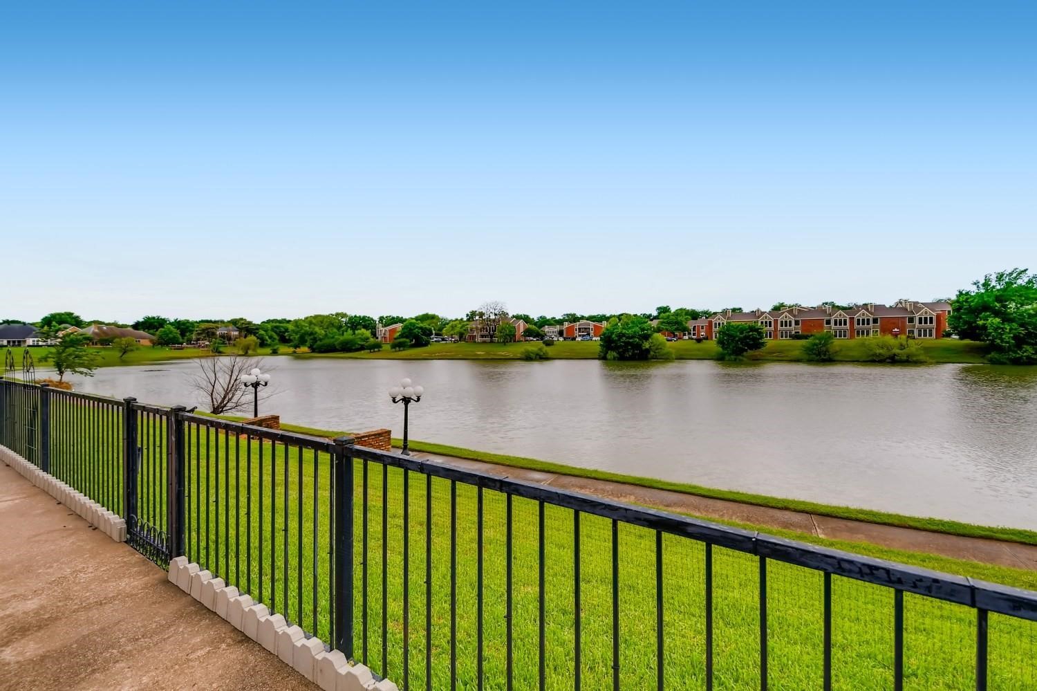 5930 River Bend Drive Benbrook TX 76132