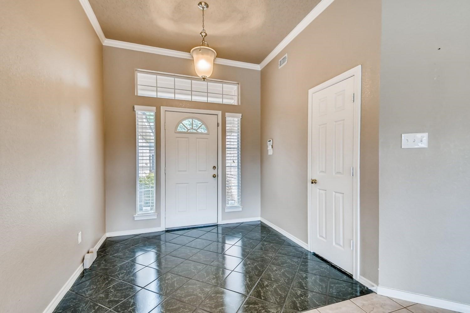 5930 River Bend Drive Benbrook TX 76132