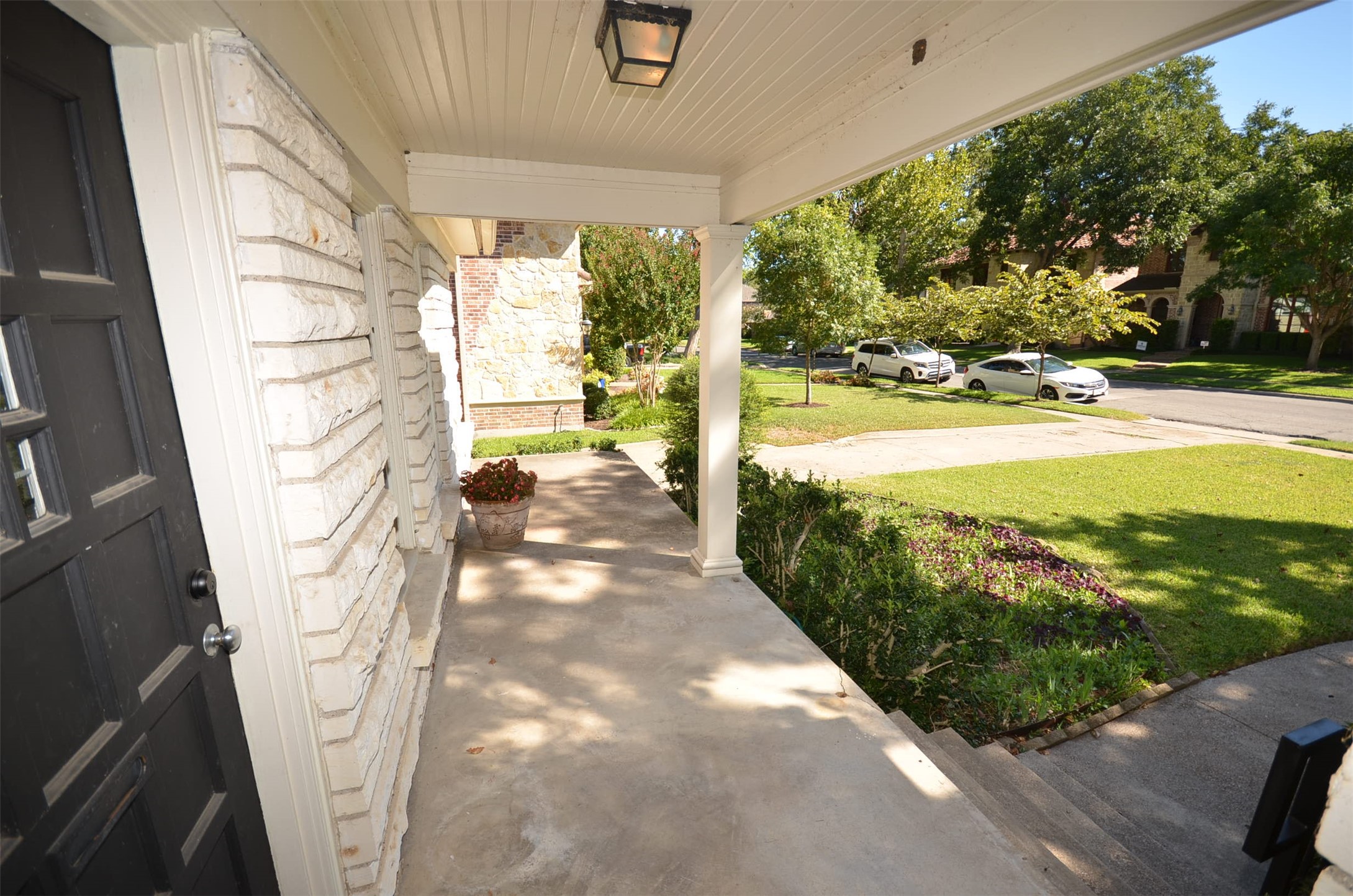 6611 Anita Street Dallas TX 75214