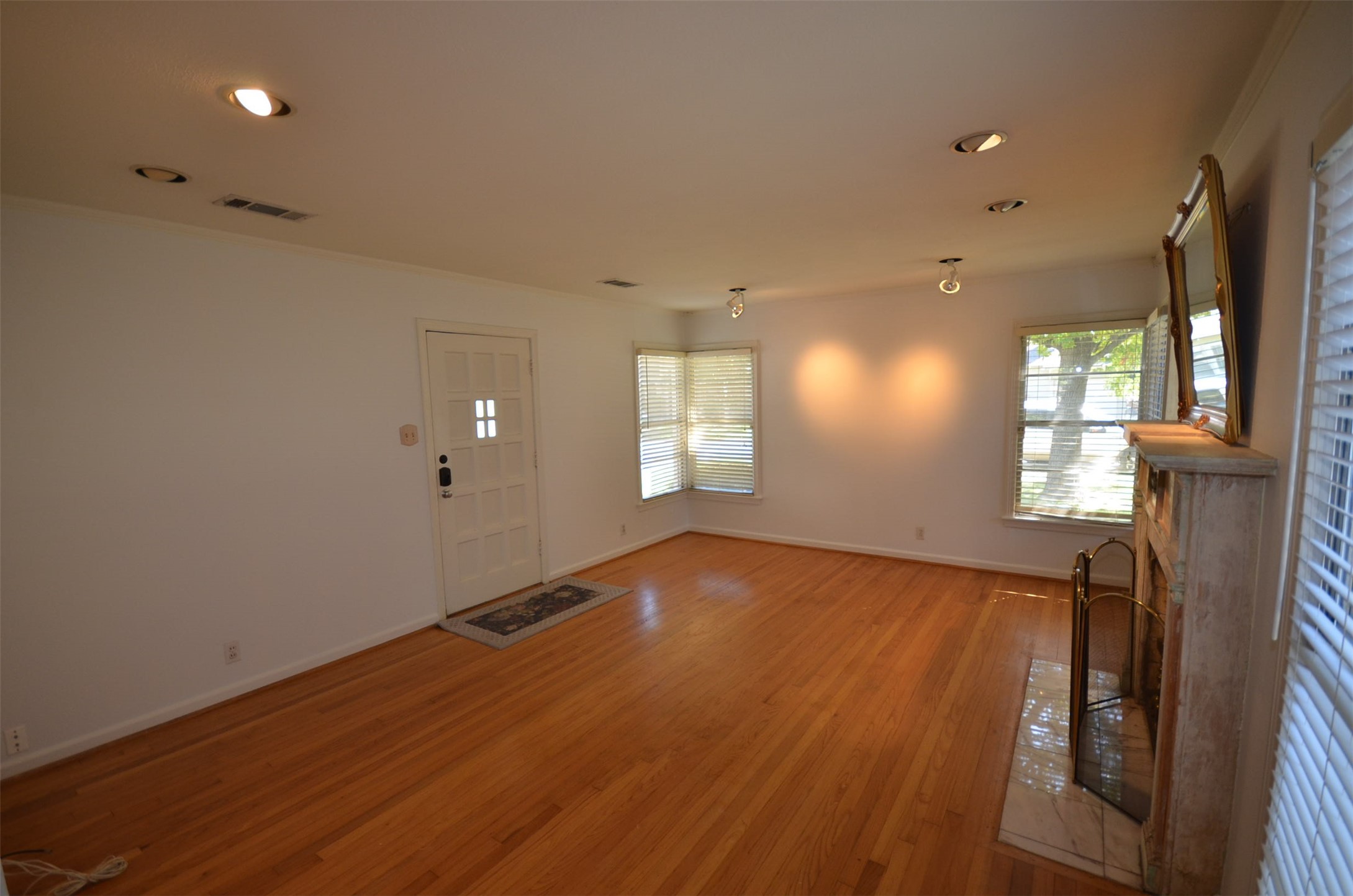 6611 Anita Street Dallas TX 75214