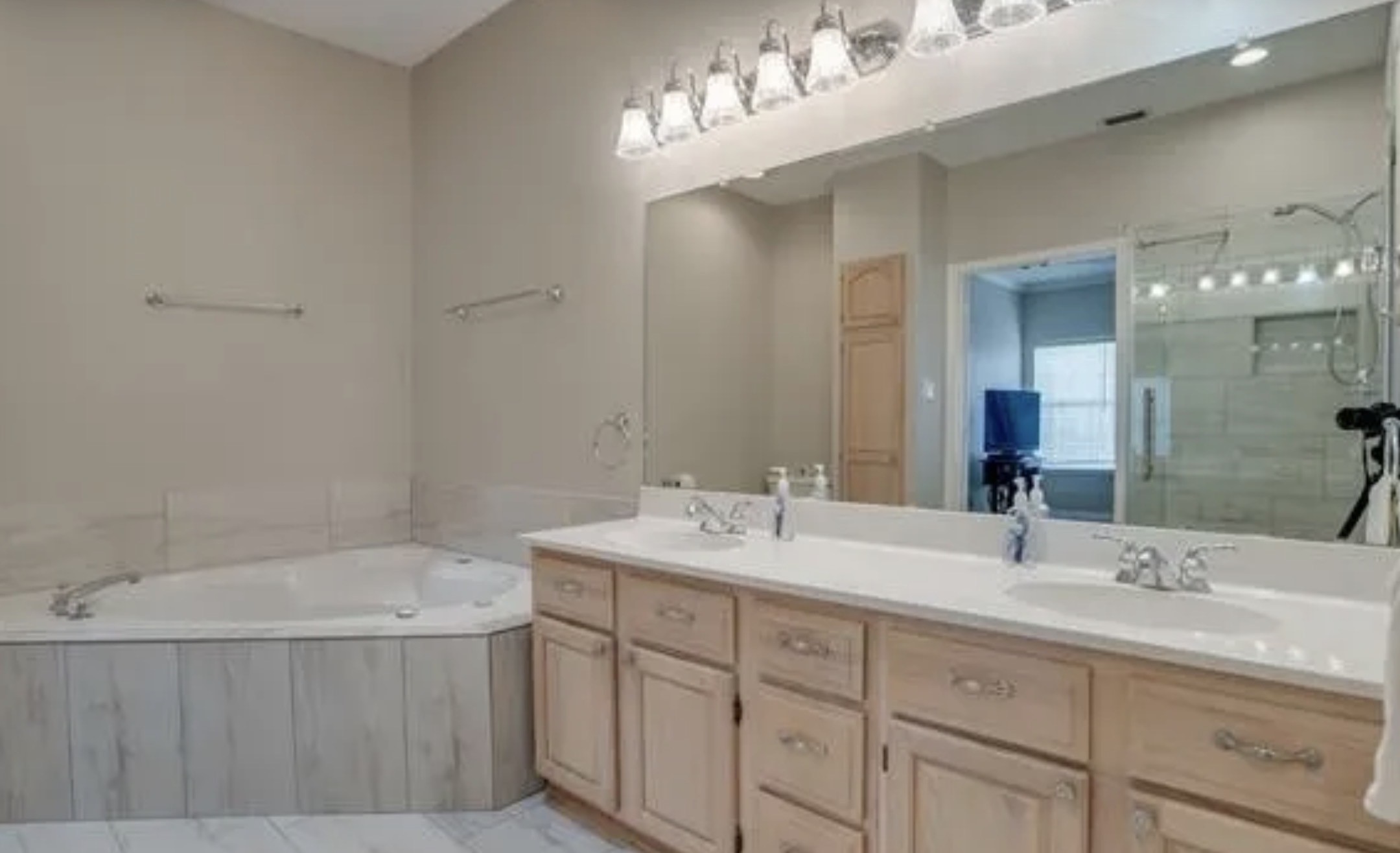 5837 Poole Drive The Colony TX 75056