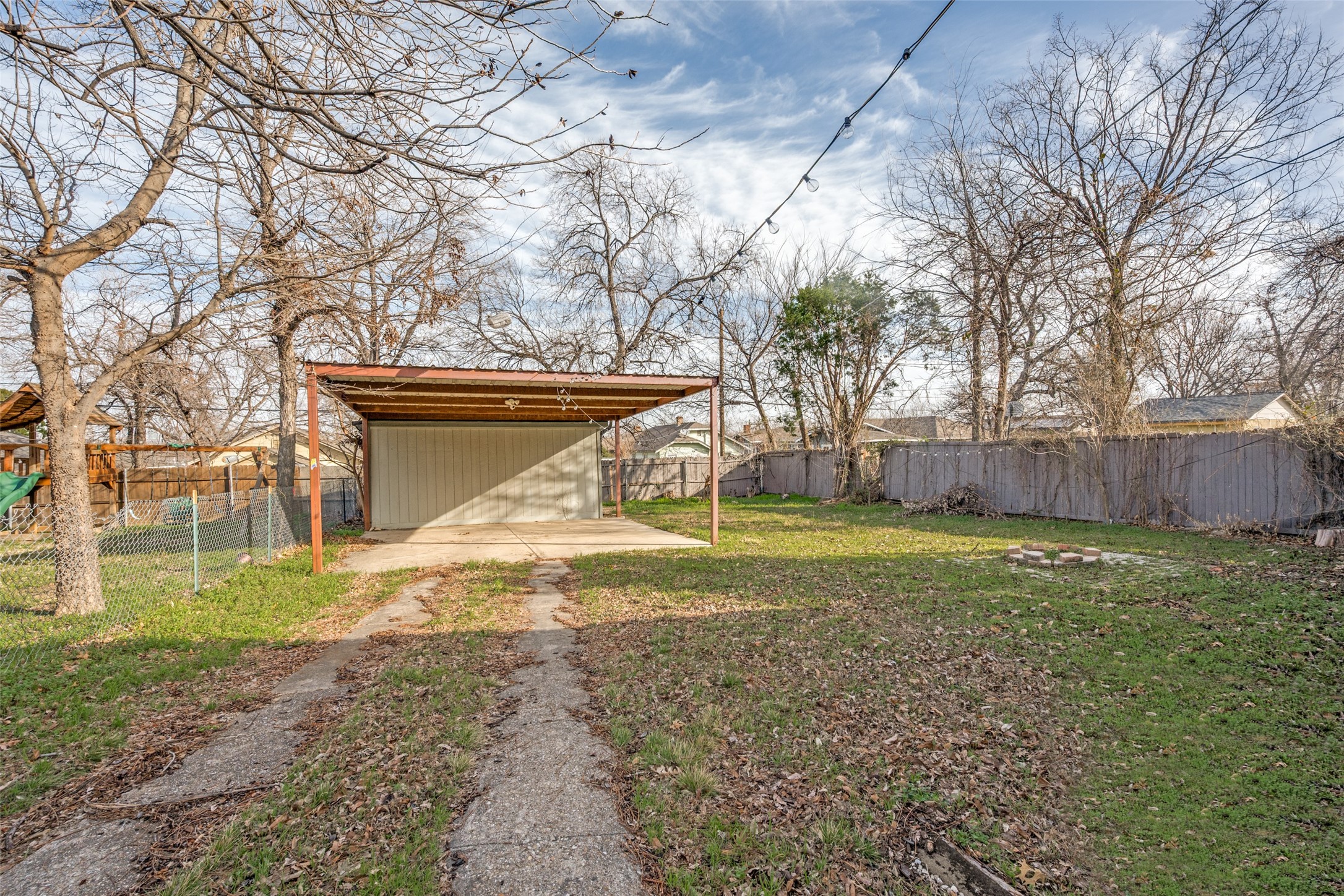 921 E Ramsey Fort Worth TX 76104
