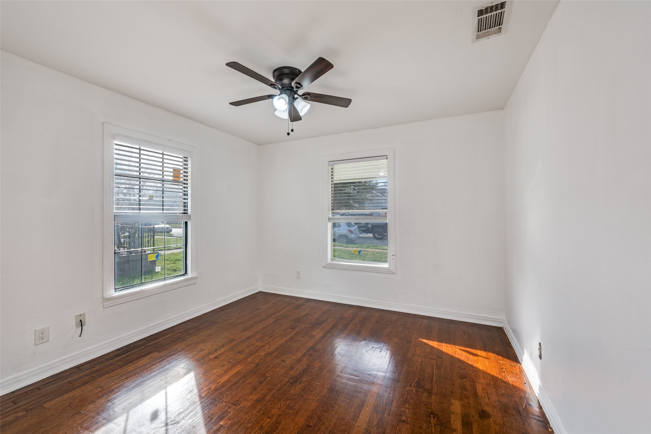921 E Ramsey Fort Worth TX 76104