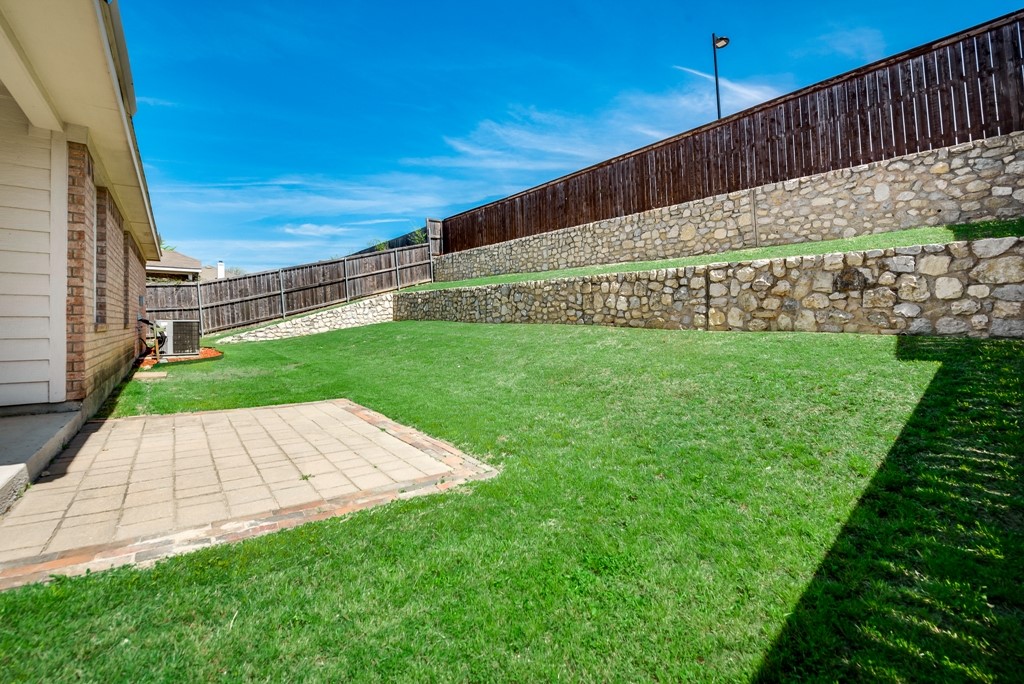10413 Trevino Lane Benbrook TX 76126