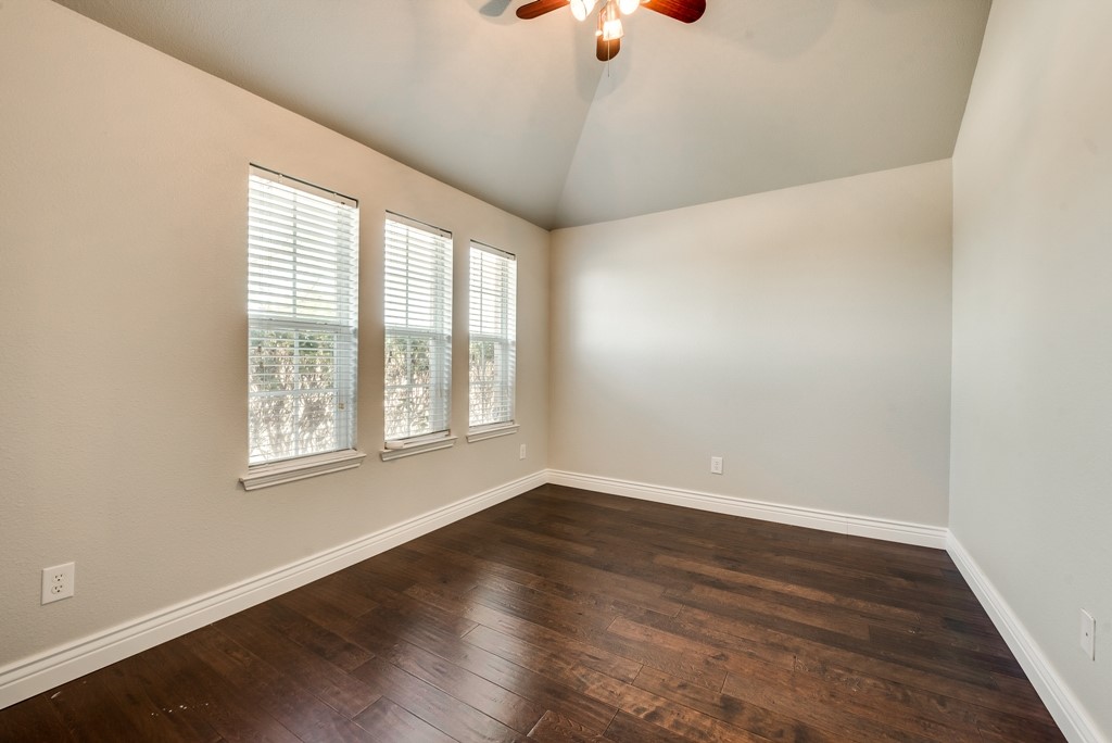 10413 Trevino Lane Benbrook TX 76126
