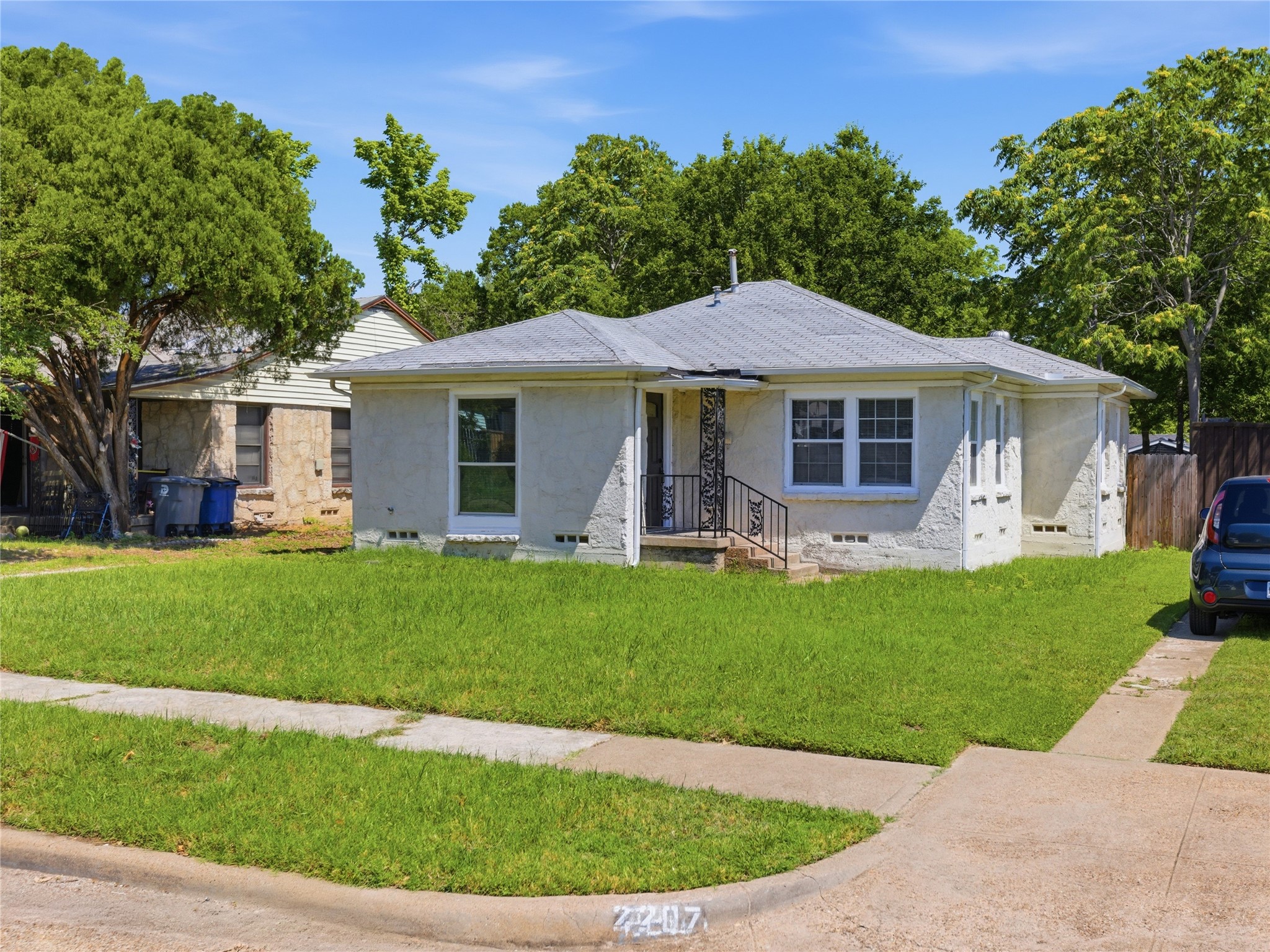 2211 Wilbur Street Dallas TX 75224