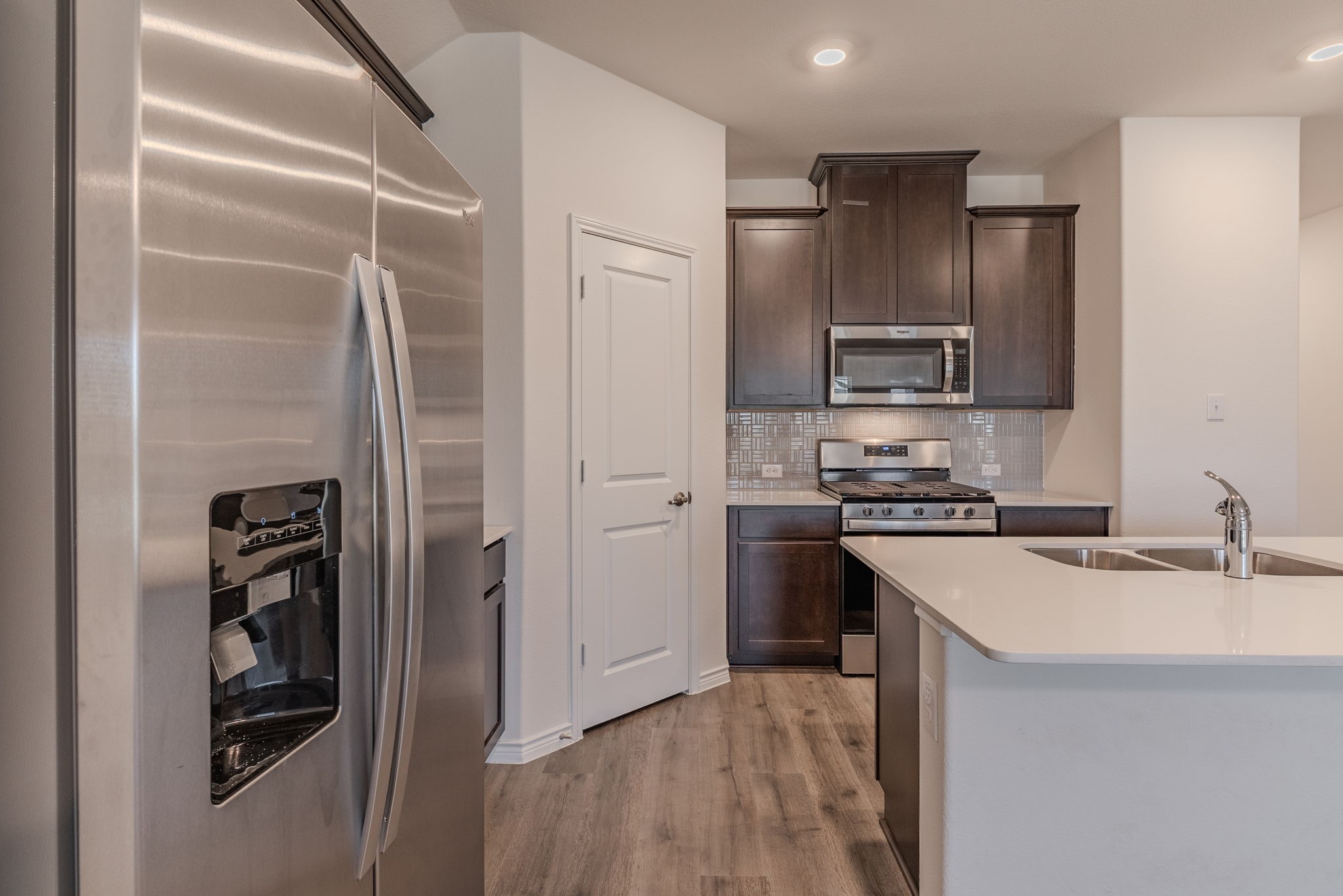 2902 Trusting Way Aubrey TX 76227