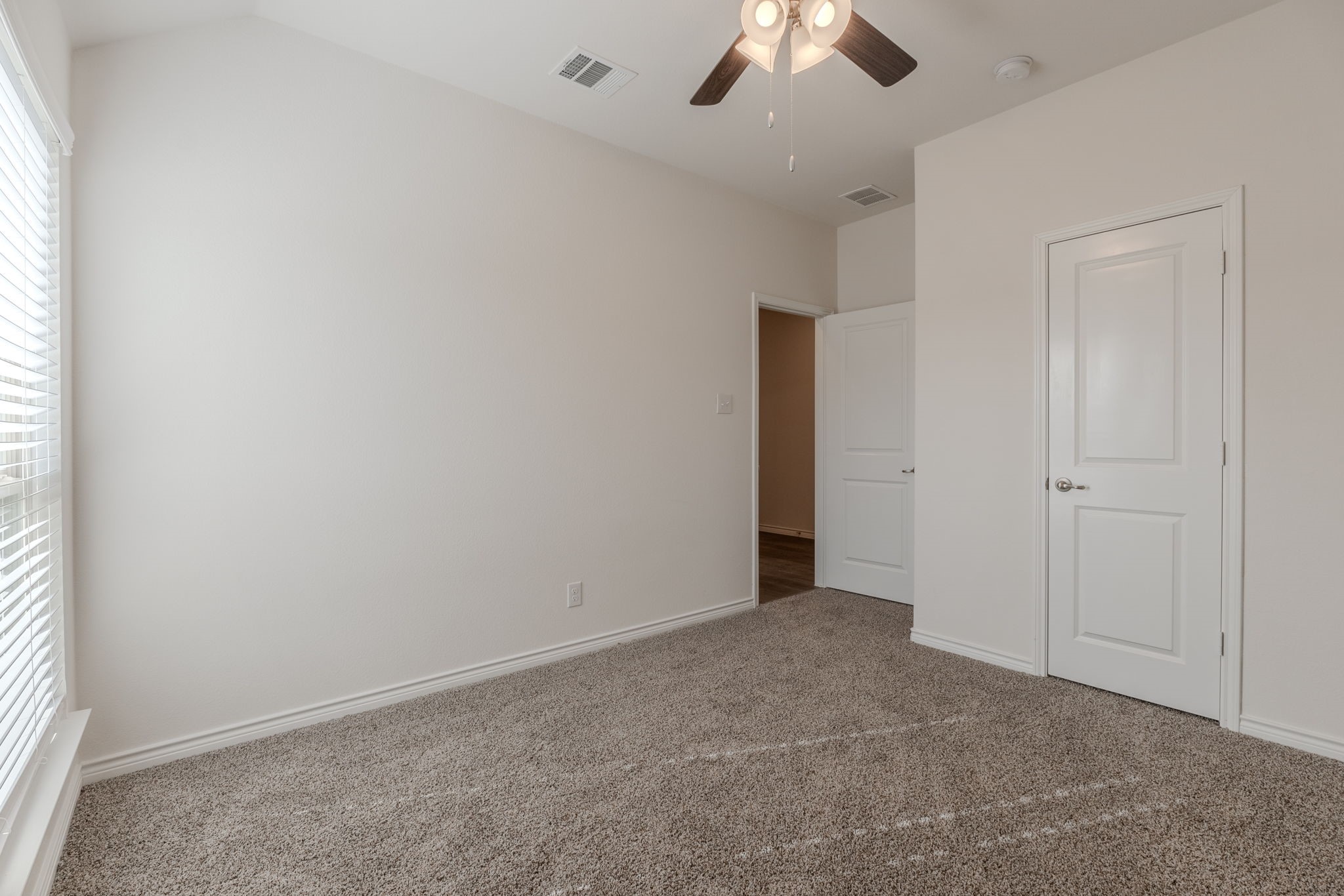 2902 Trusting Way Aubrey TX 76227