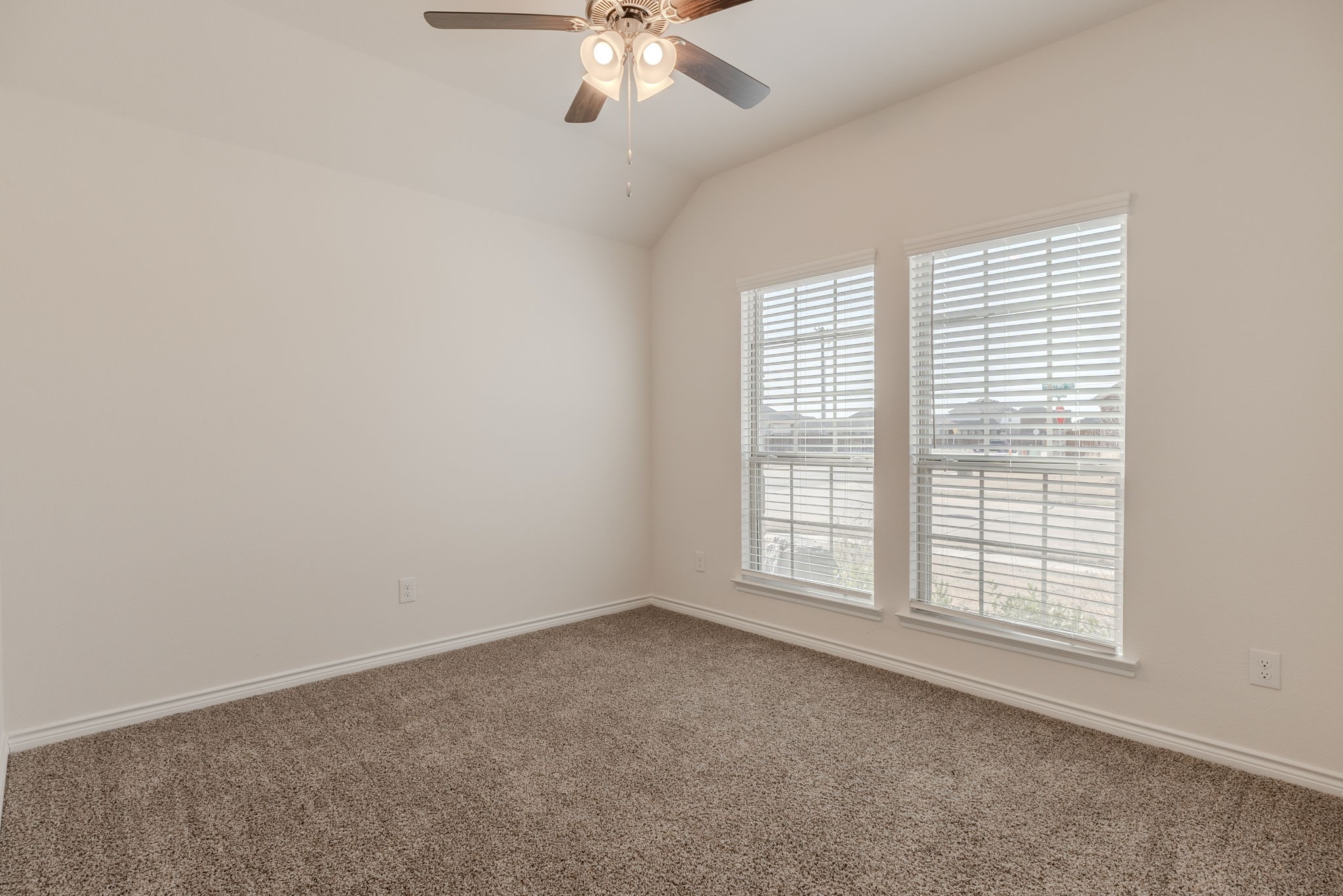 2902 Trusting Way Aubrey TX 76227