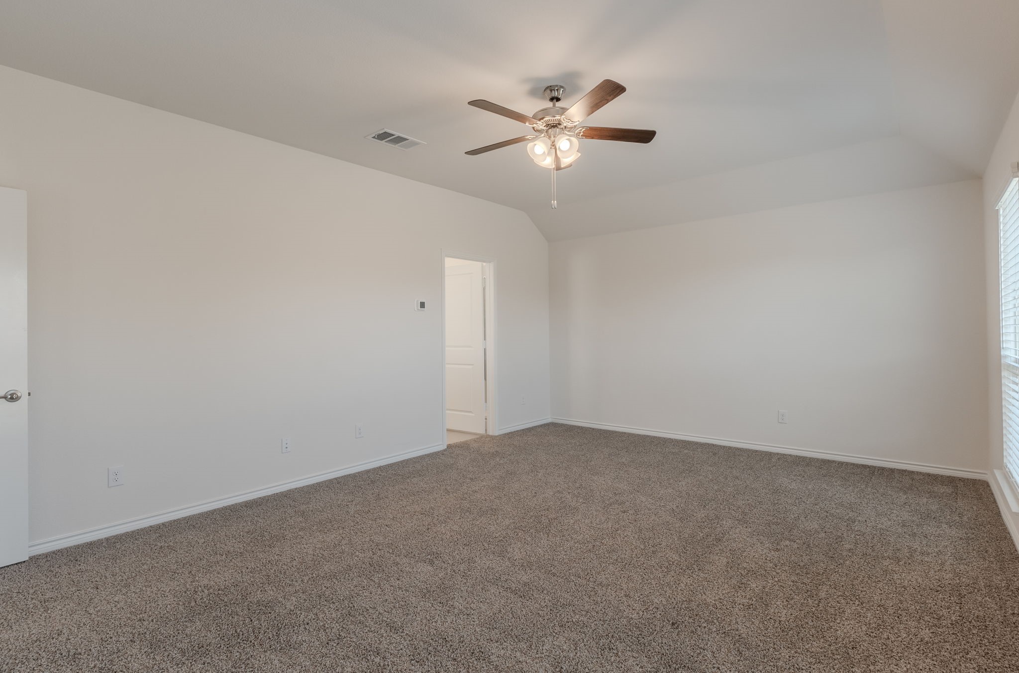 2902 Trusting Way Aubrey TX 76227