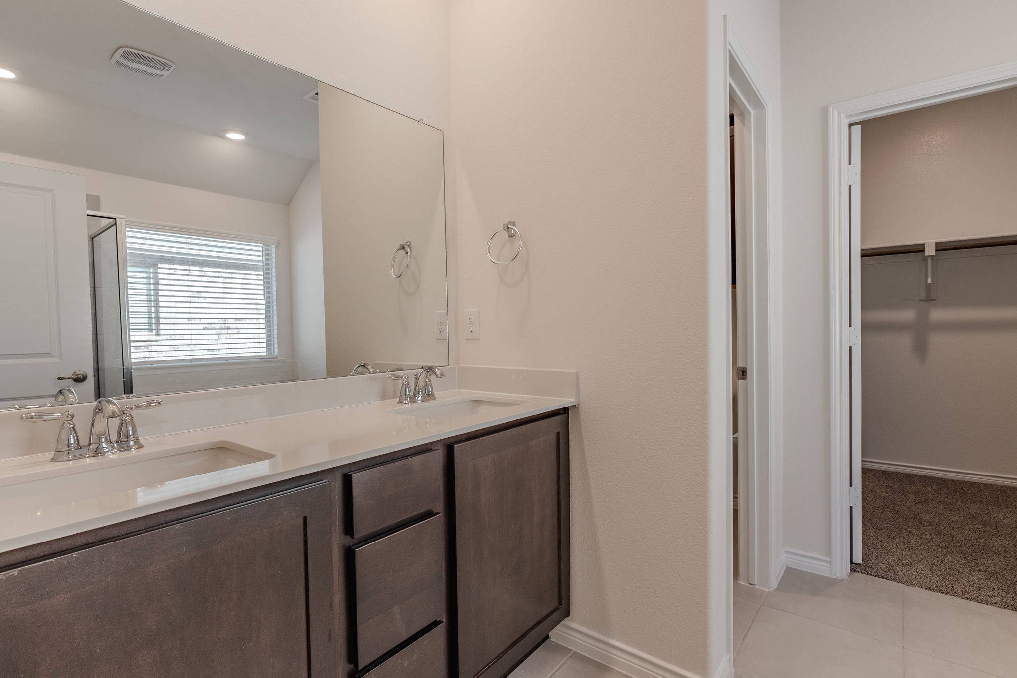 2902 Trusting Way Aubrey TX 76227