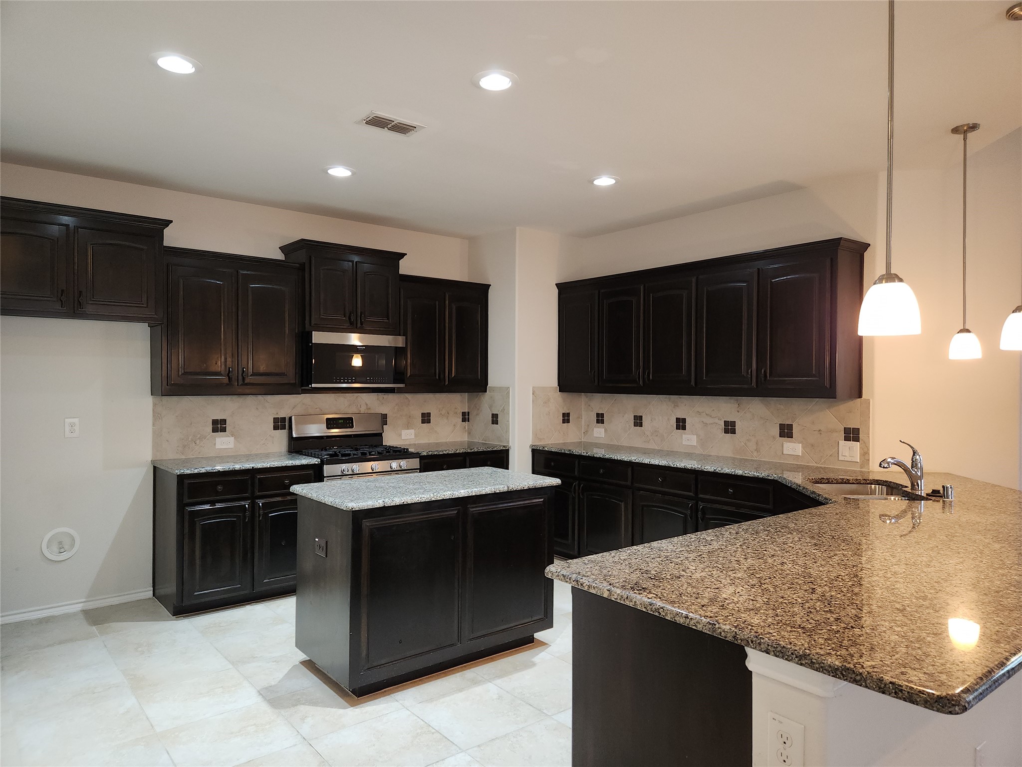 209 Meadows Drive Argyle TX 76226