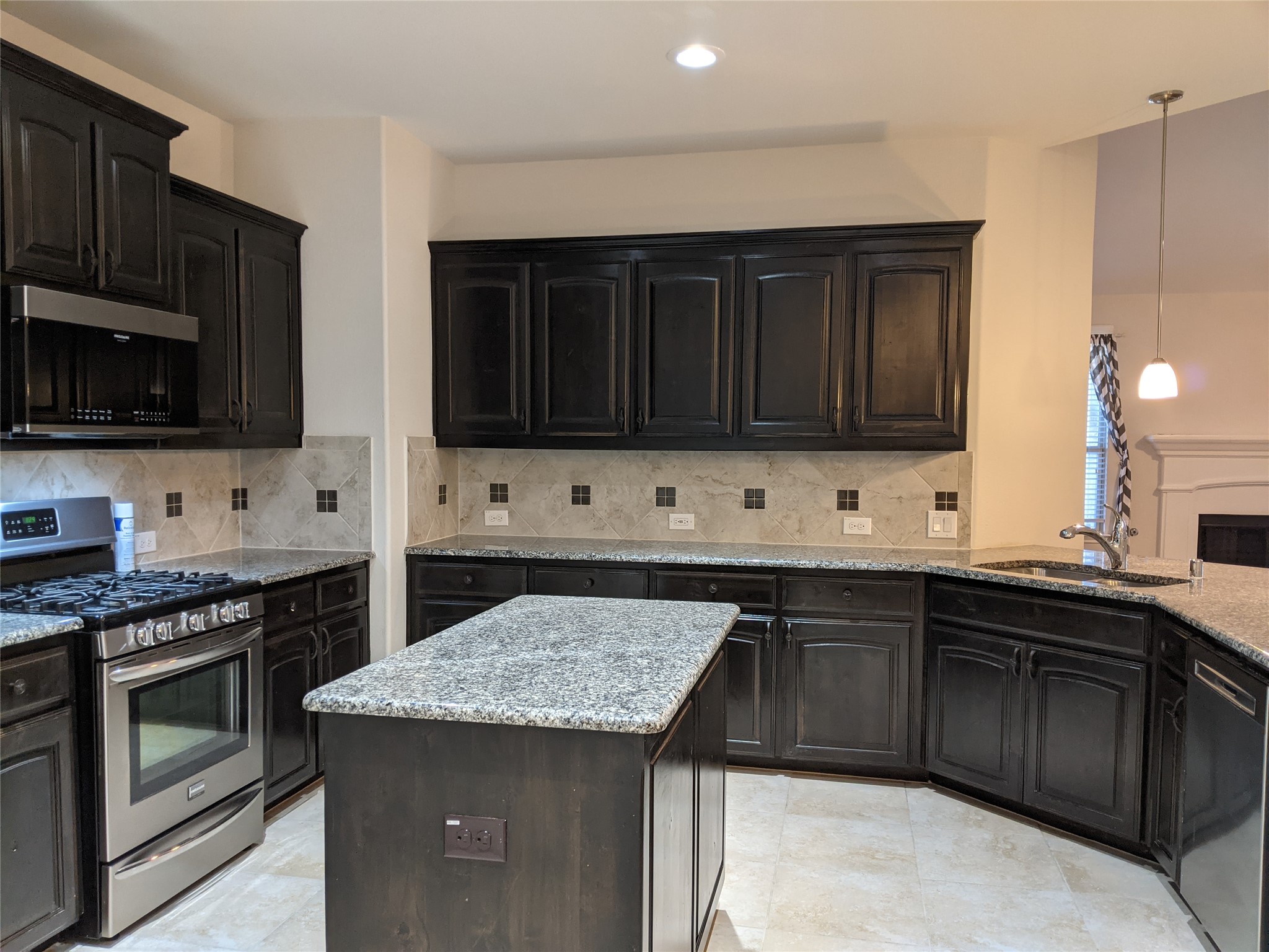 209 Meadows Drive Argyle TX 76226