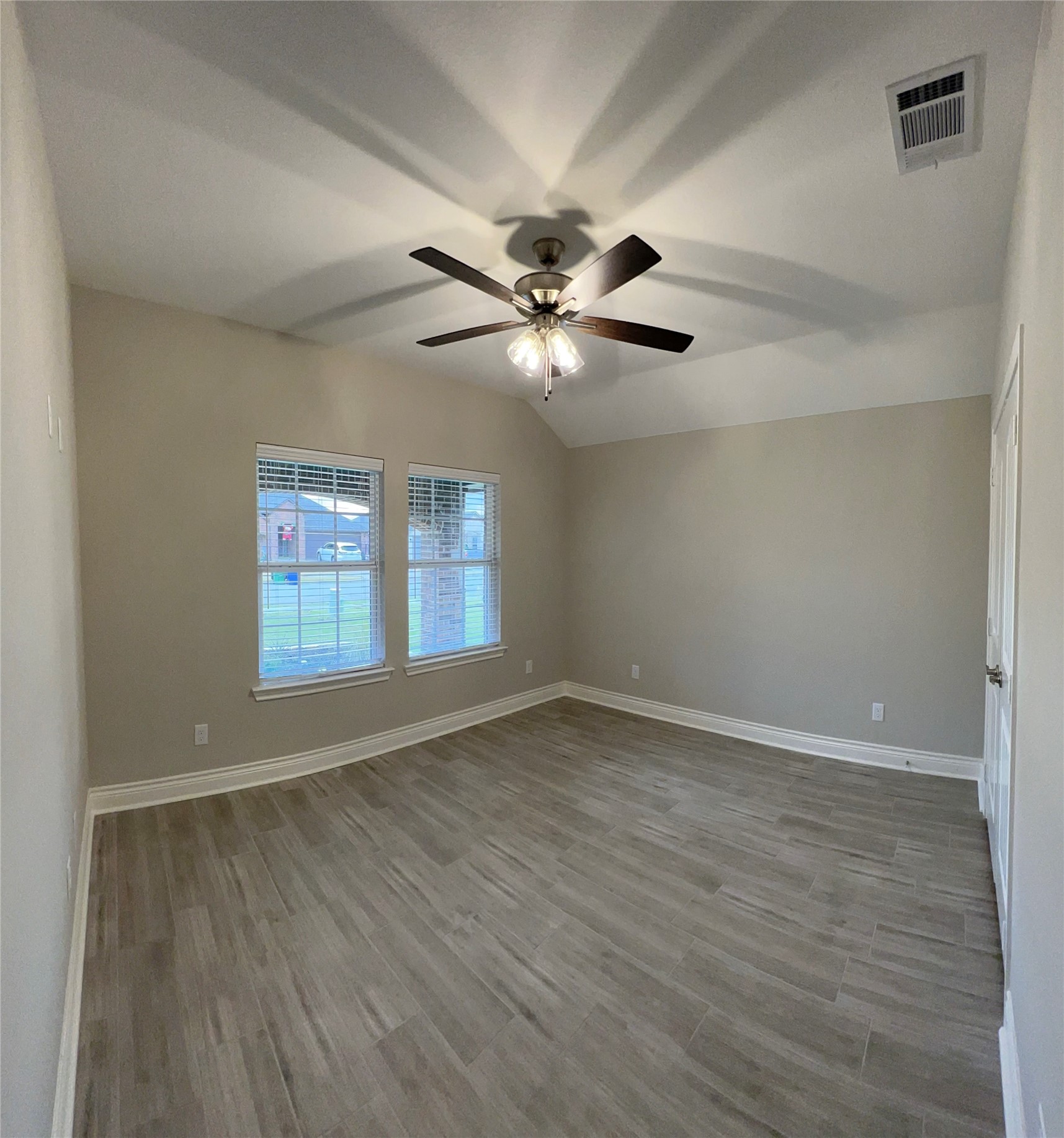 906 Hardaway Drive Greenville TX 75402