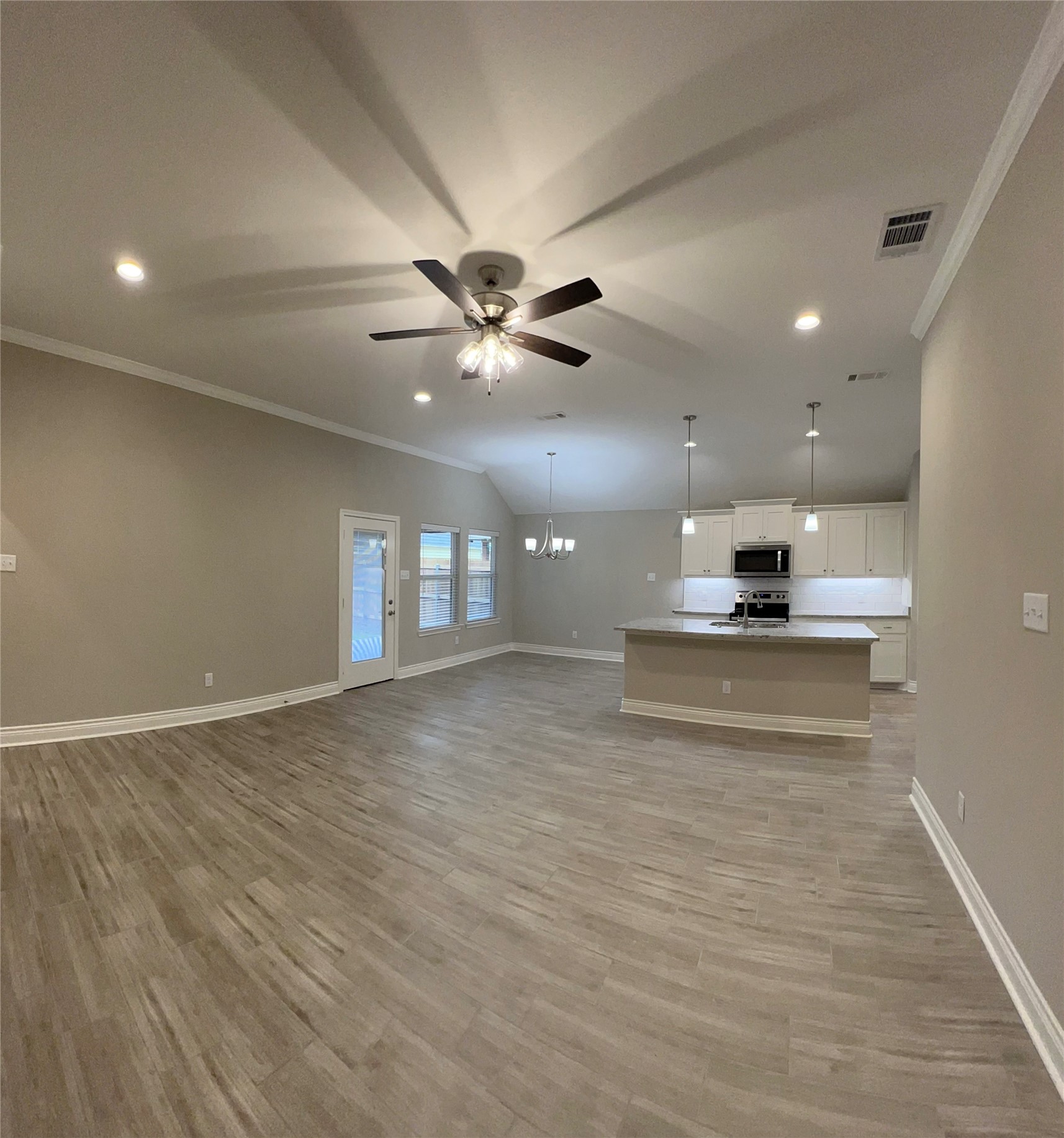 906 Hardaway Drive Greenville TX 75402
