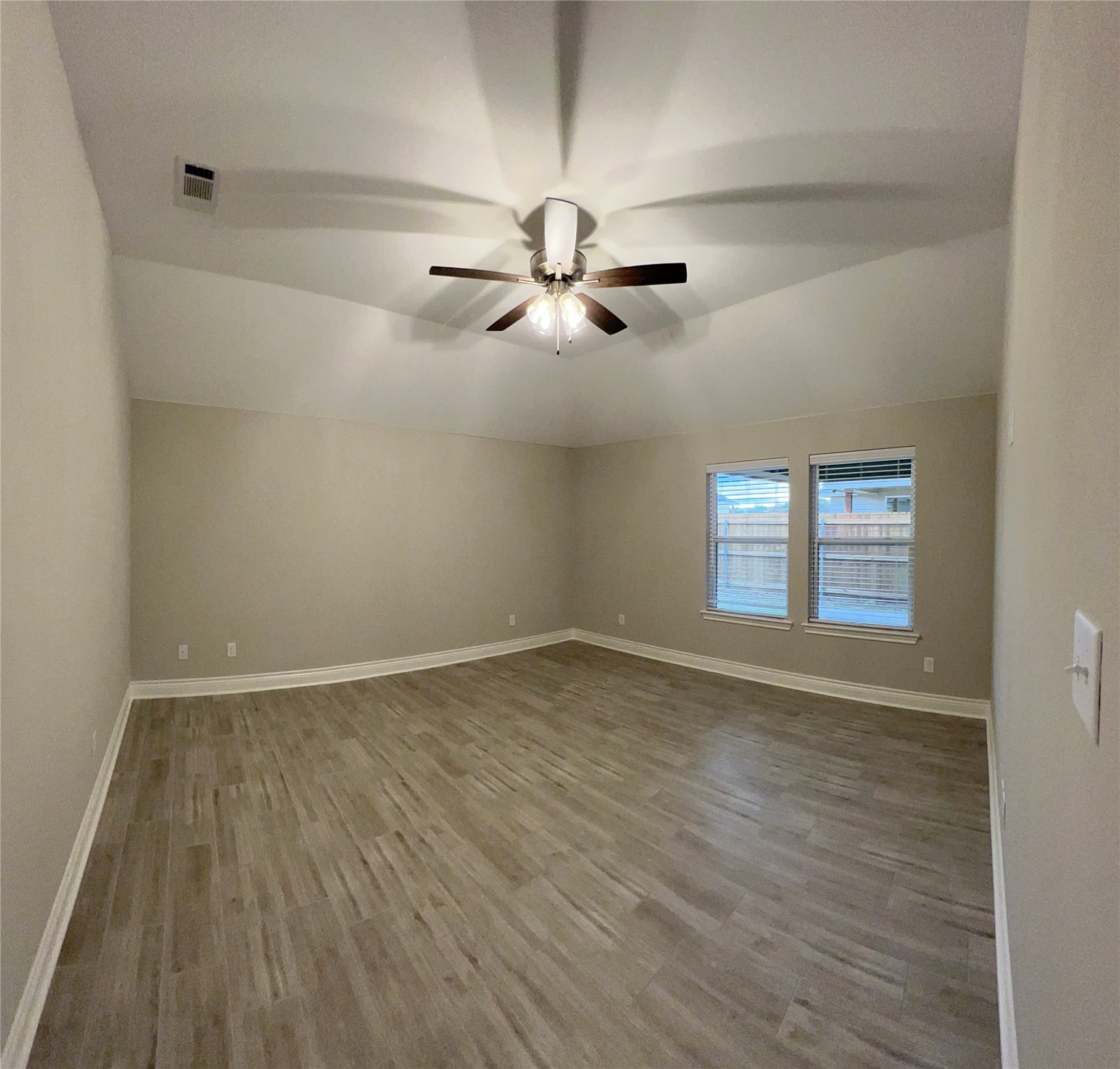 906 Hardaway Drive Greenville TX 75402