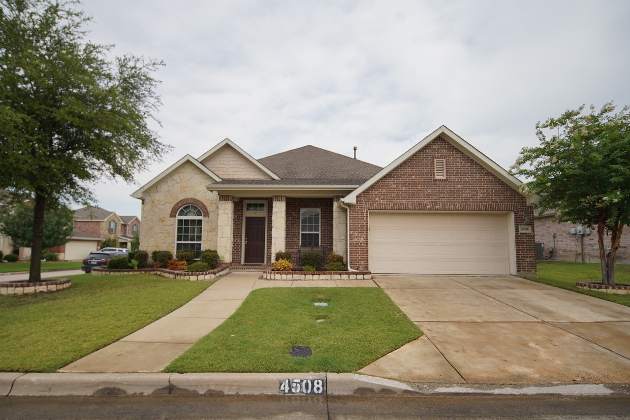 4508 Fox Rio Trail Arlington TX 76017