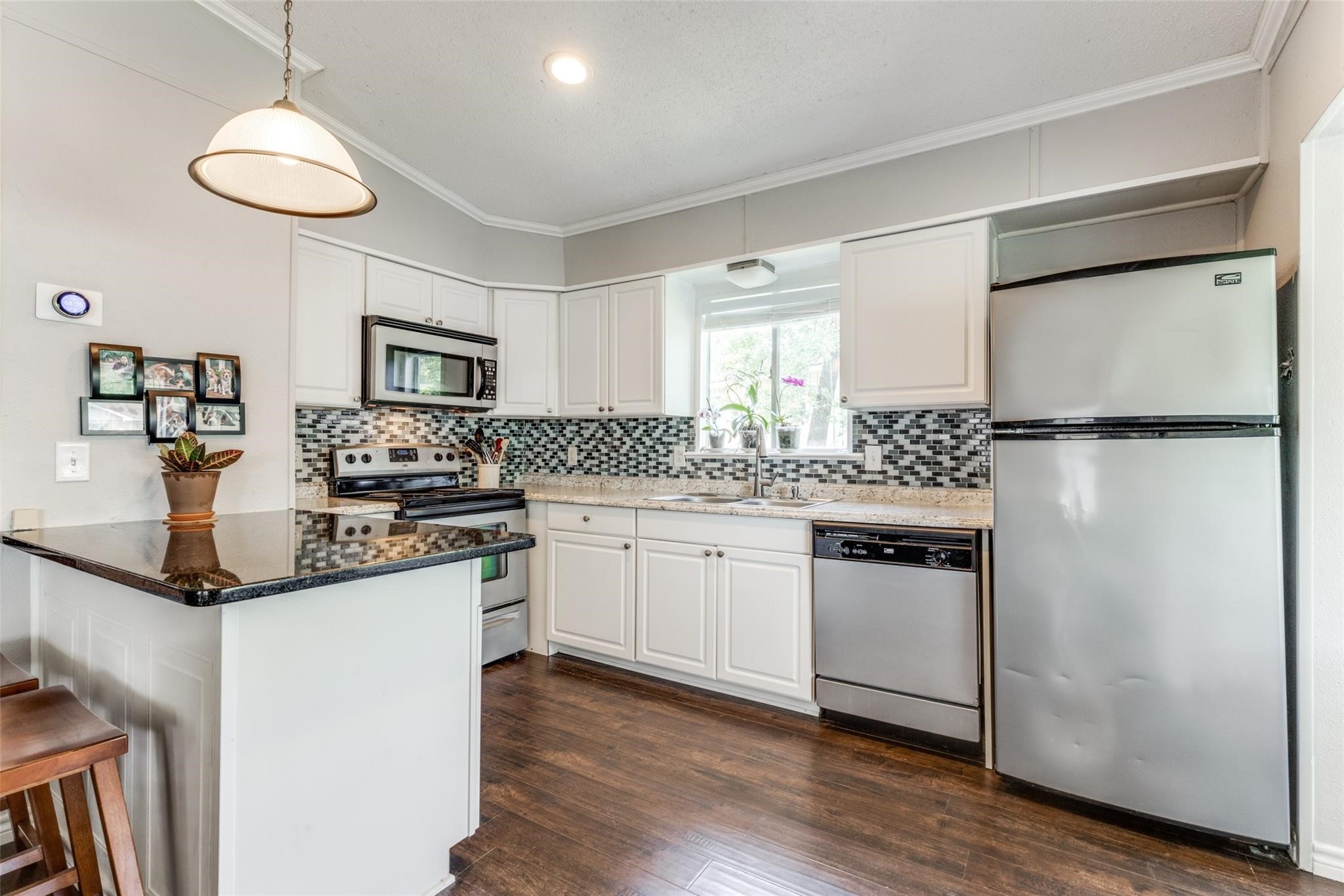 1813 Oak Shore Drive Tool TX 75143