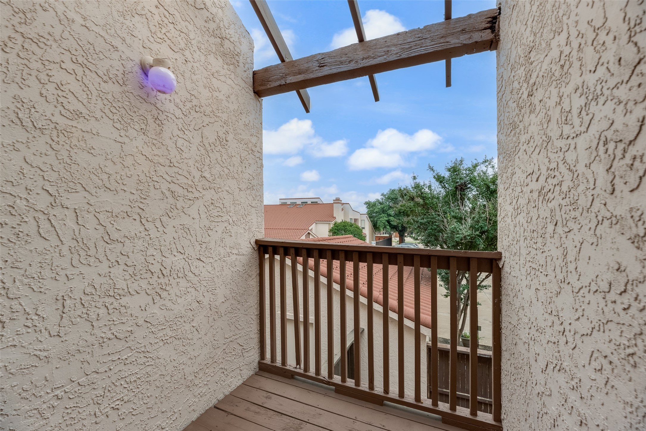 511 Ranch Trail Irving TX 75063