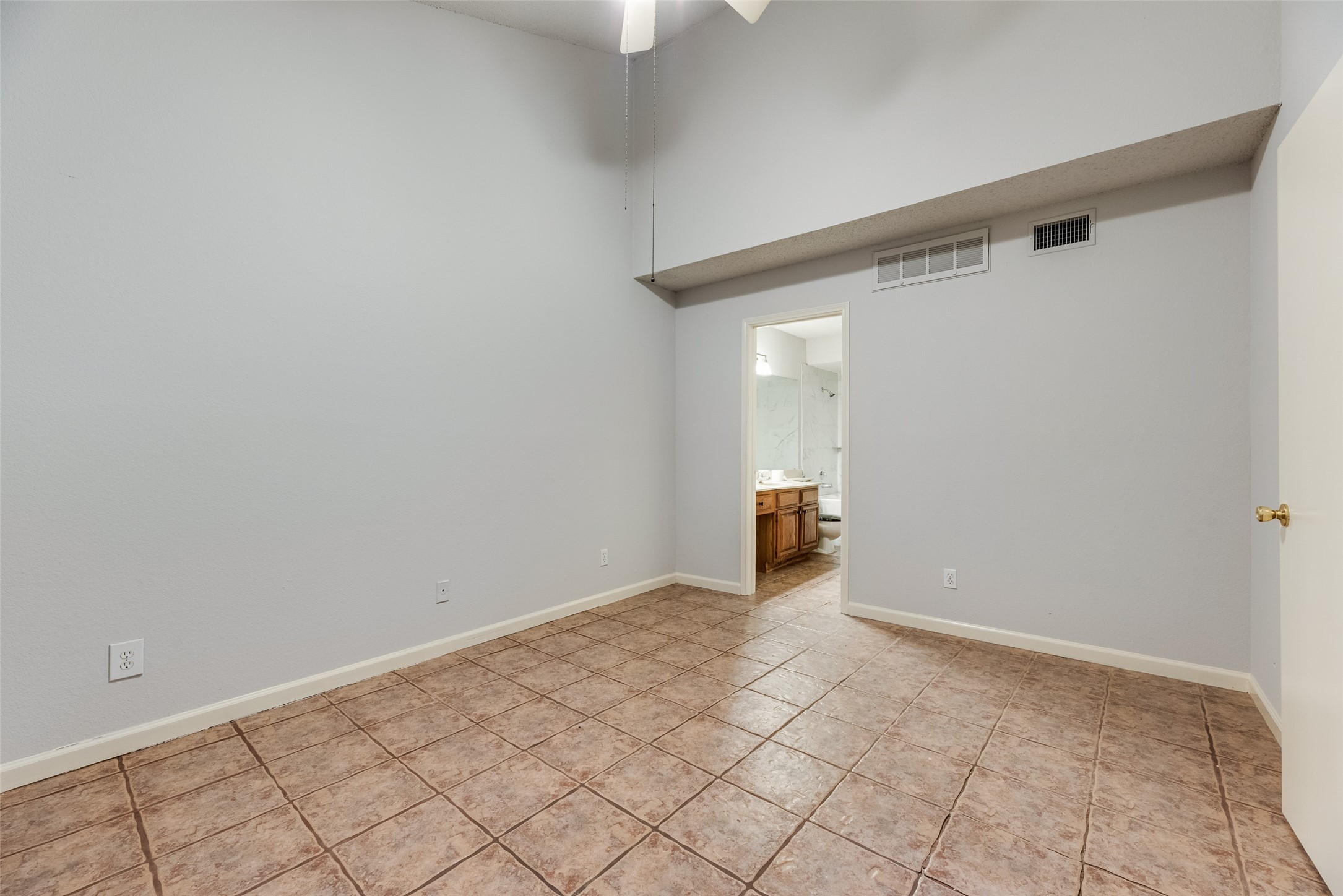 511 Ranch Trail Irving TX 75063