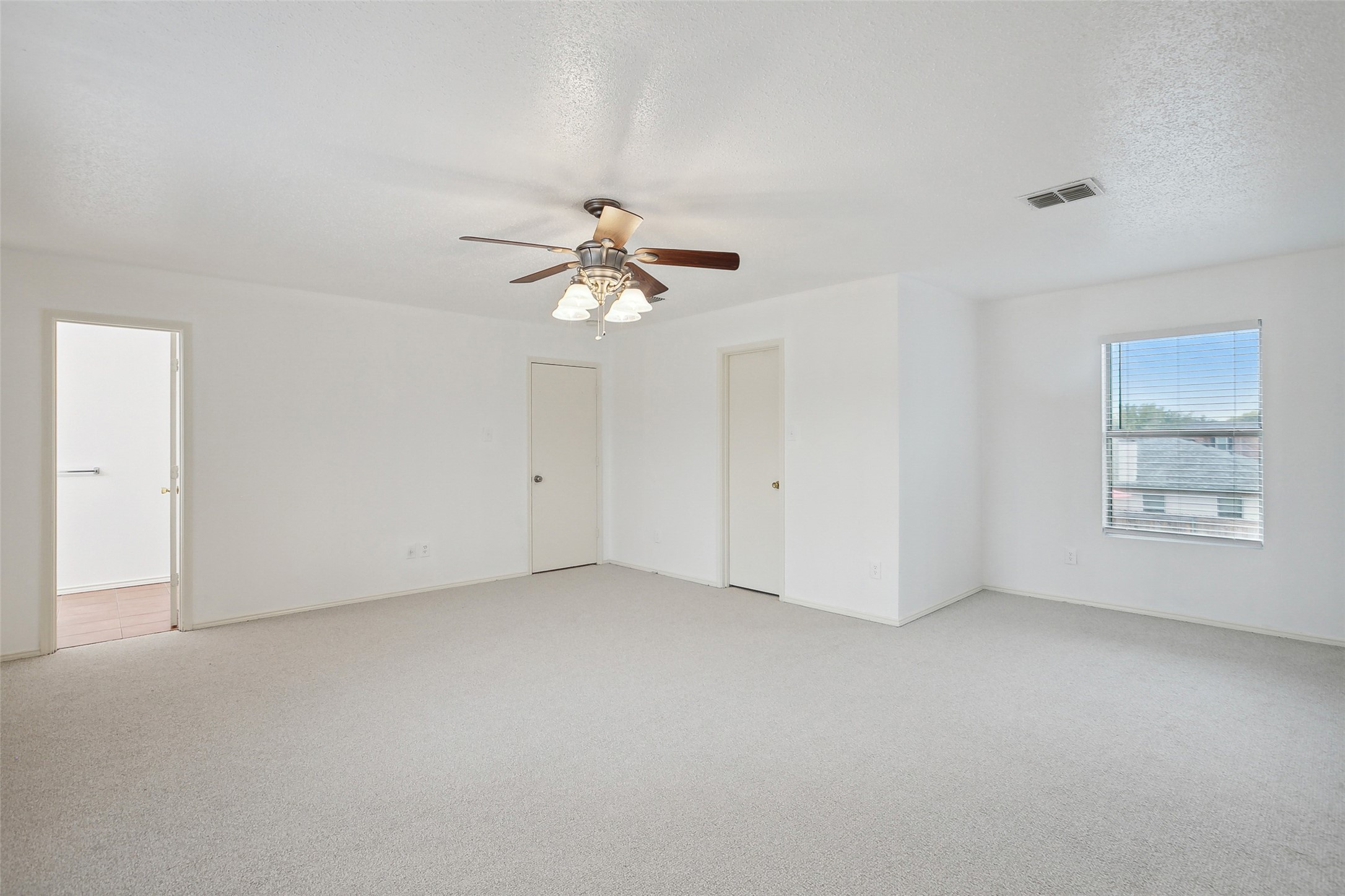 245 Queen Annes Drive Burleson TX 76028