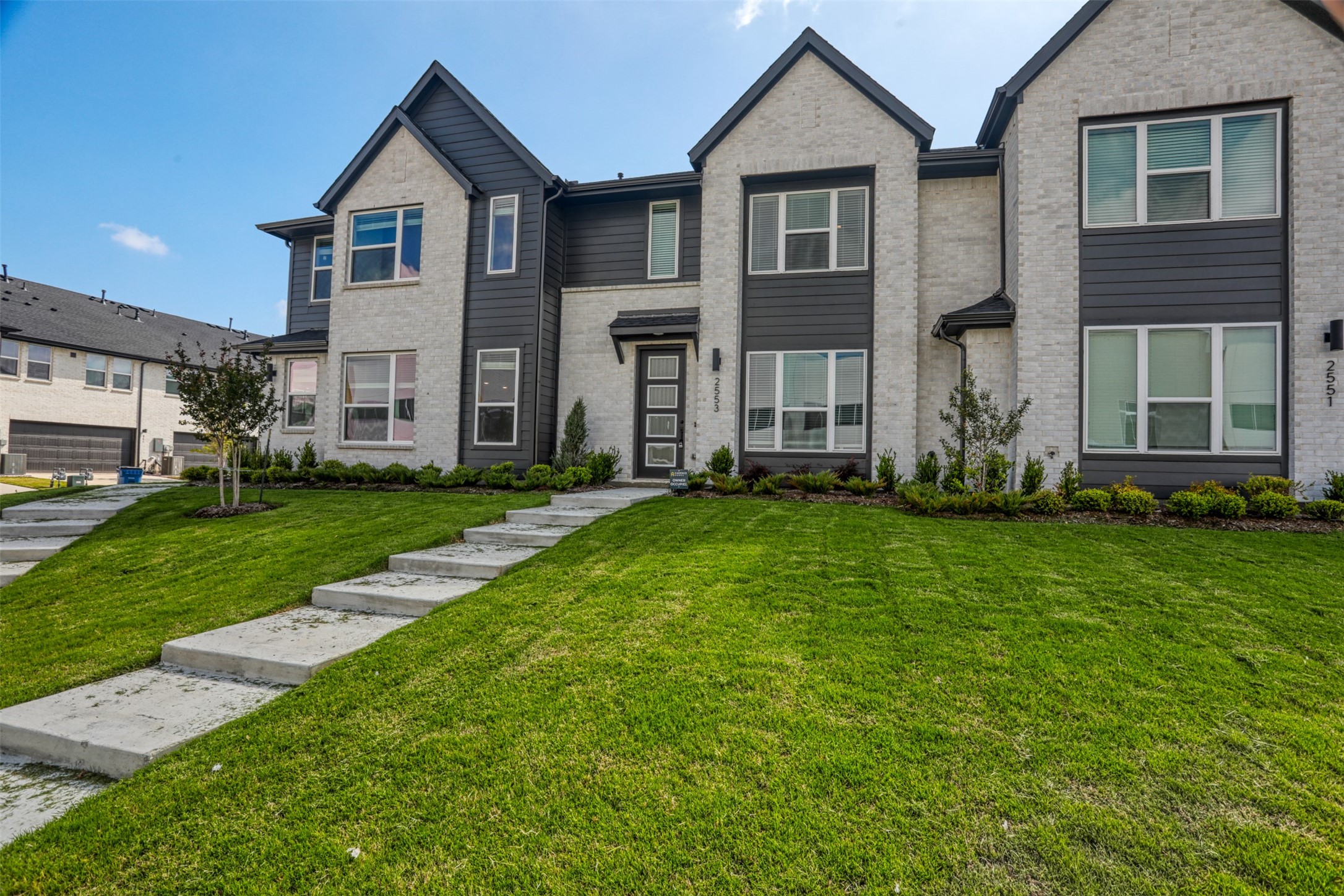 2553 Huxley Mews Allen TX 75013