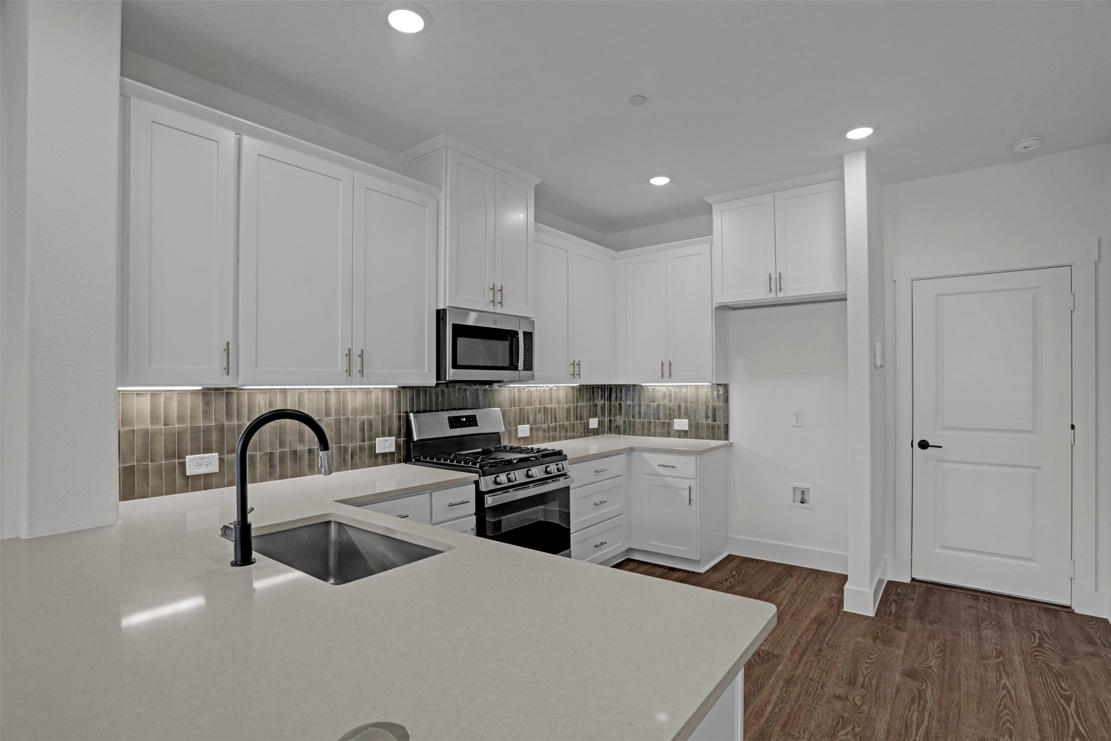 2553 Huxley Mews Allen TX 75013