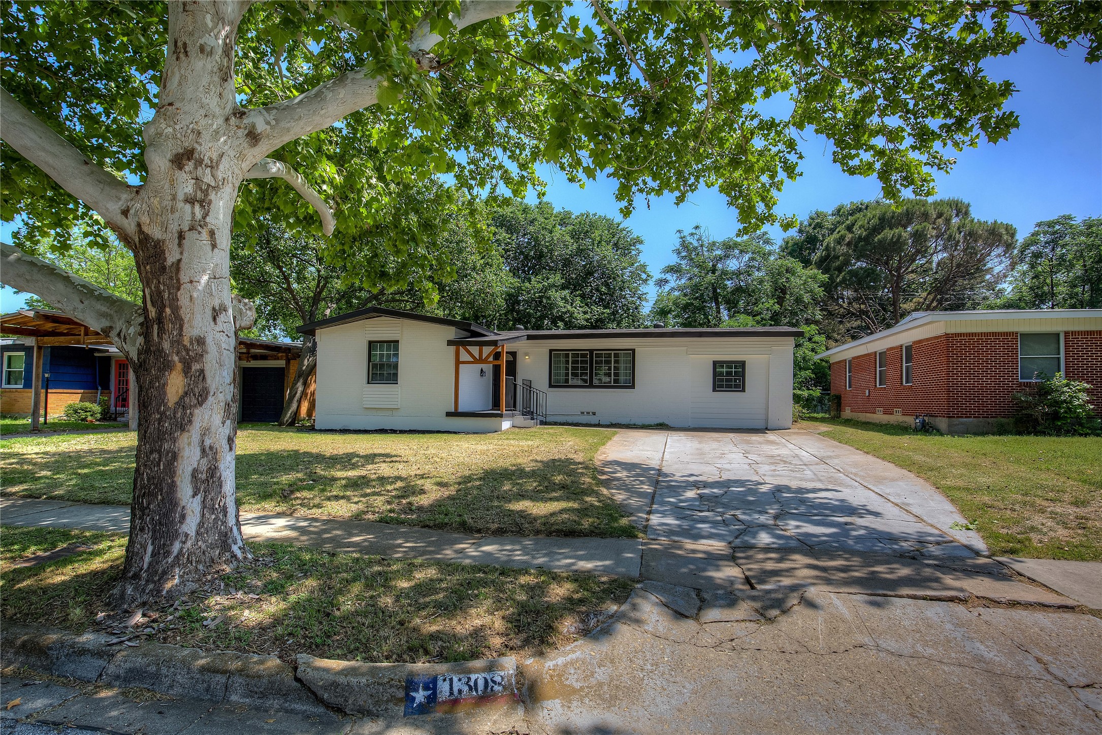1308 Marshalldale Drive Arlington TX 76013