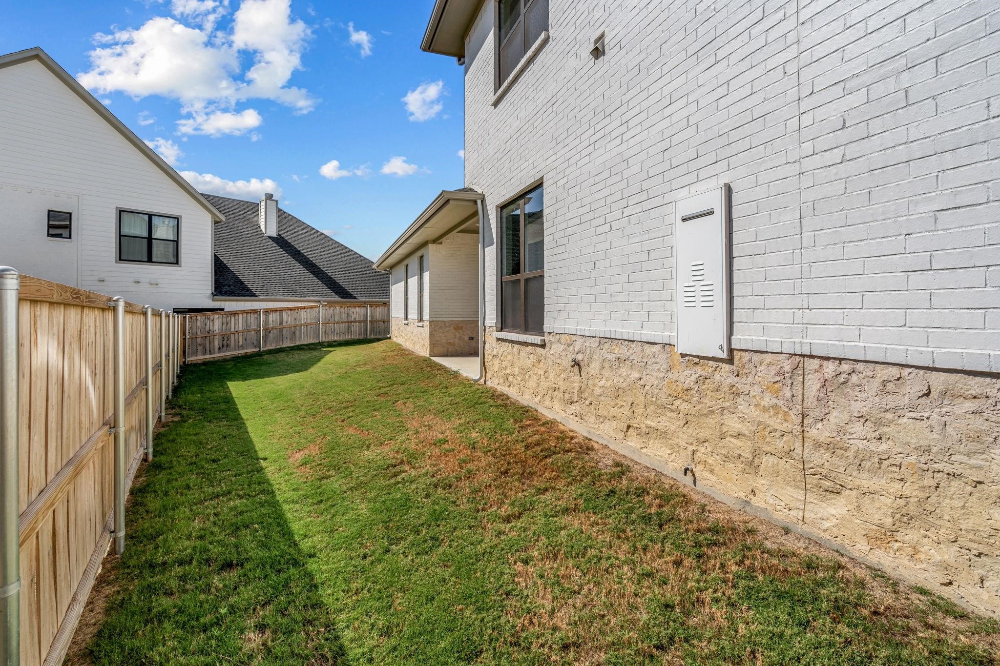 173 Hulen Circle Aledo TX 76008