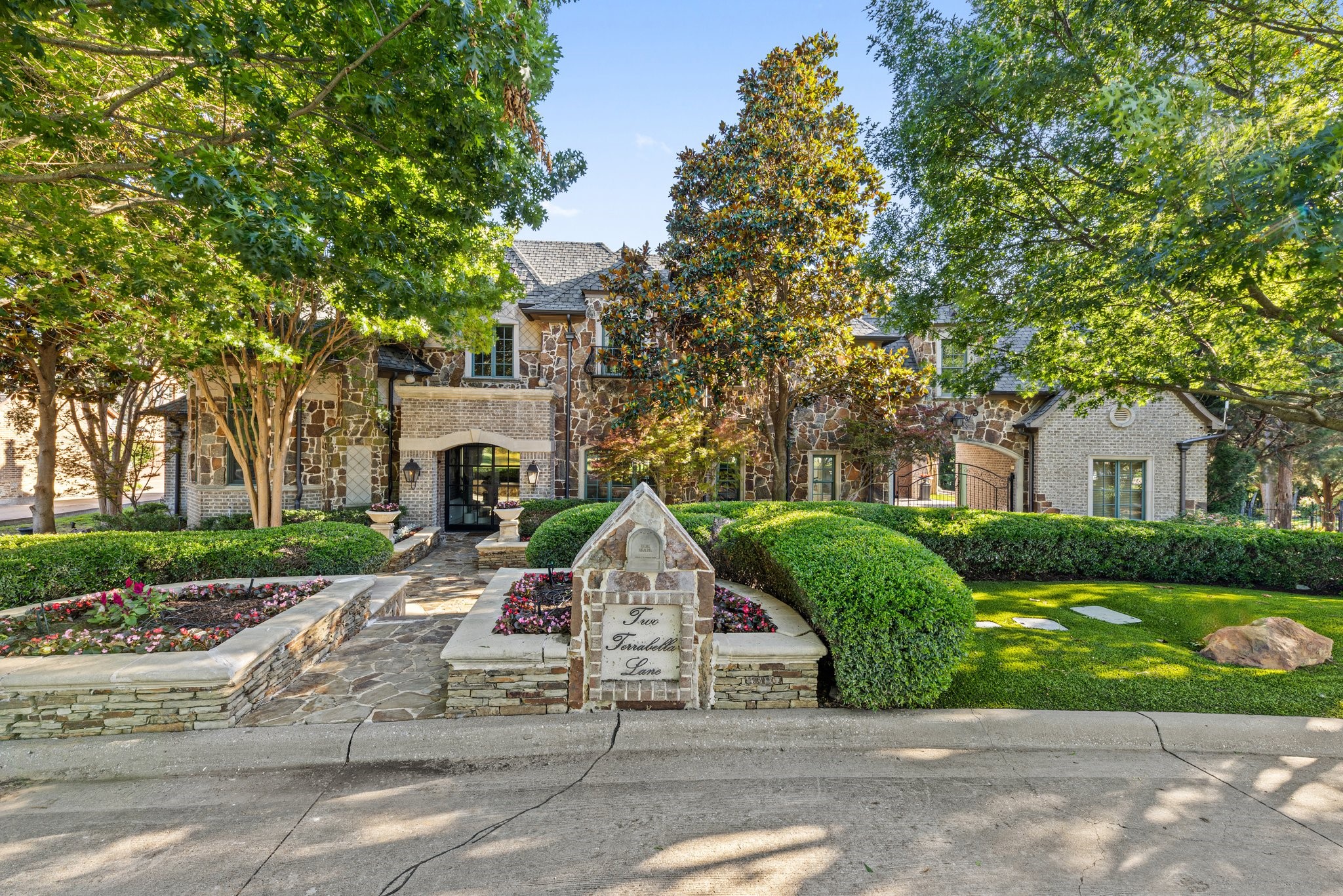 2 Terrabella Lane Heath TX 75032