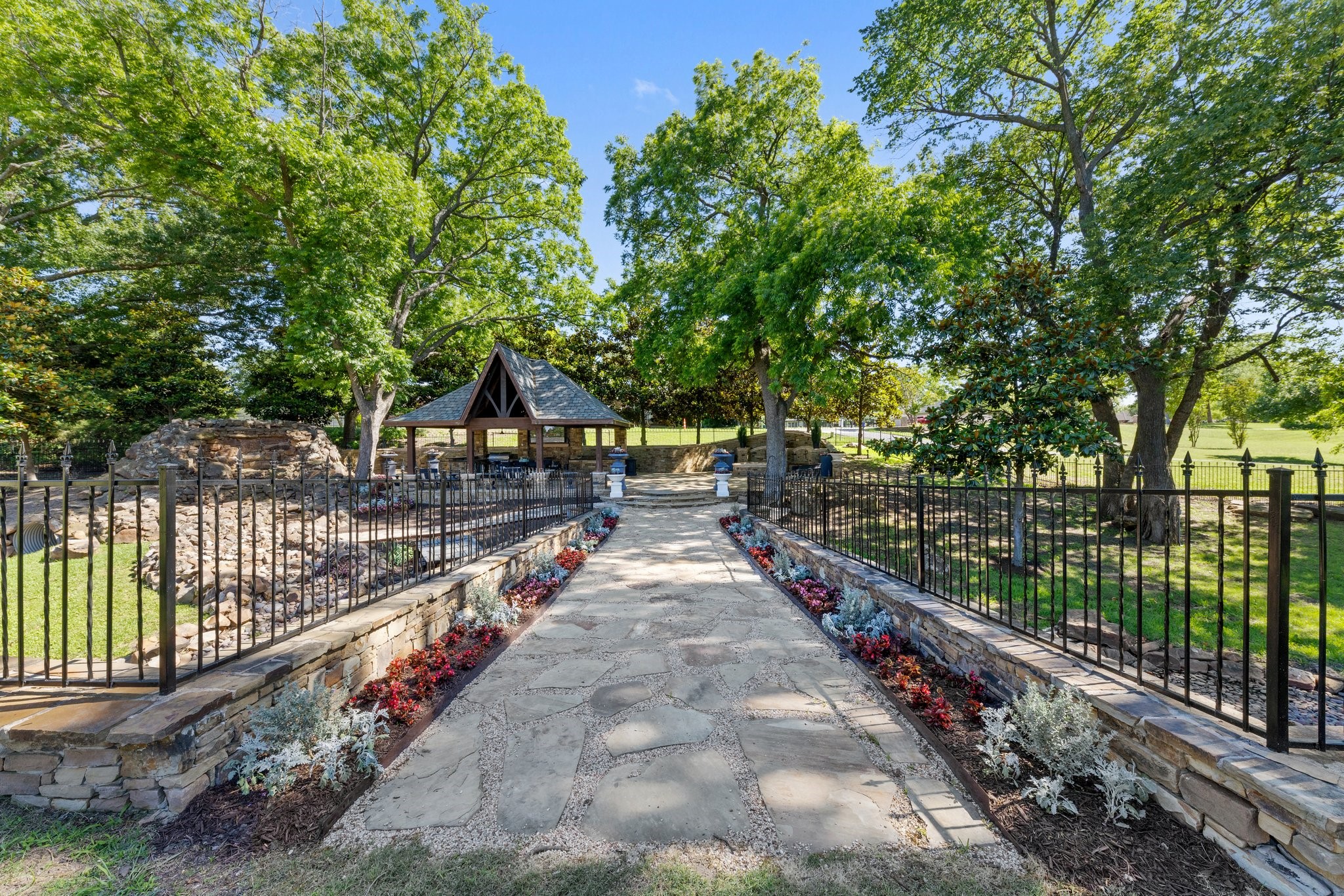 2 Terrabella Lane Heath TX 75032