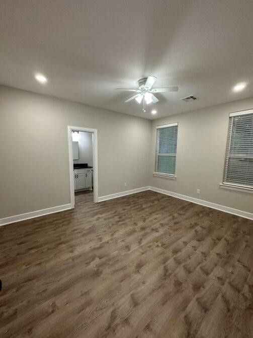 914 W Baker Street Denison TX 75020