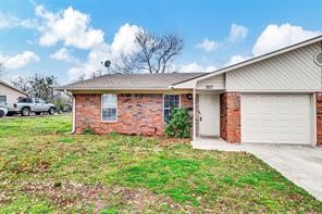 307 N Jordan Street Whitesboro TX 76273