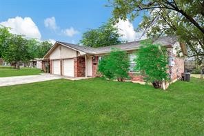 307 N Jordan Street Whitesboro TX 76273
