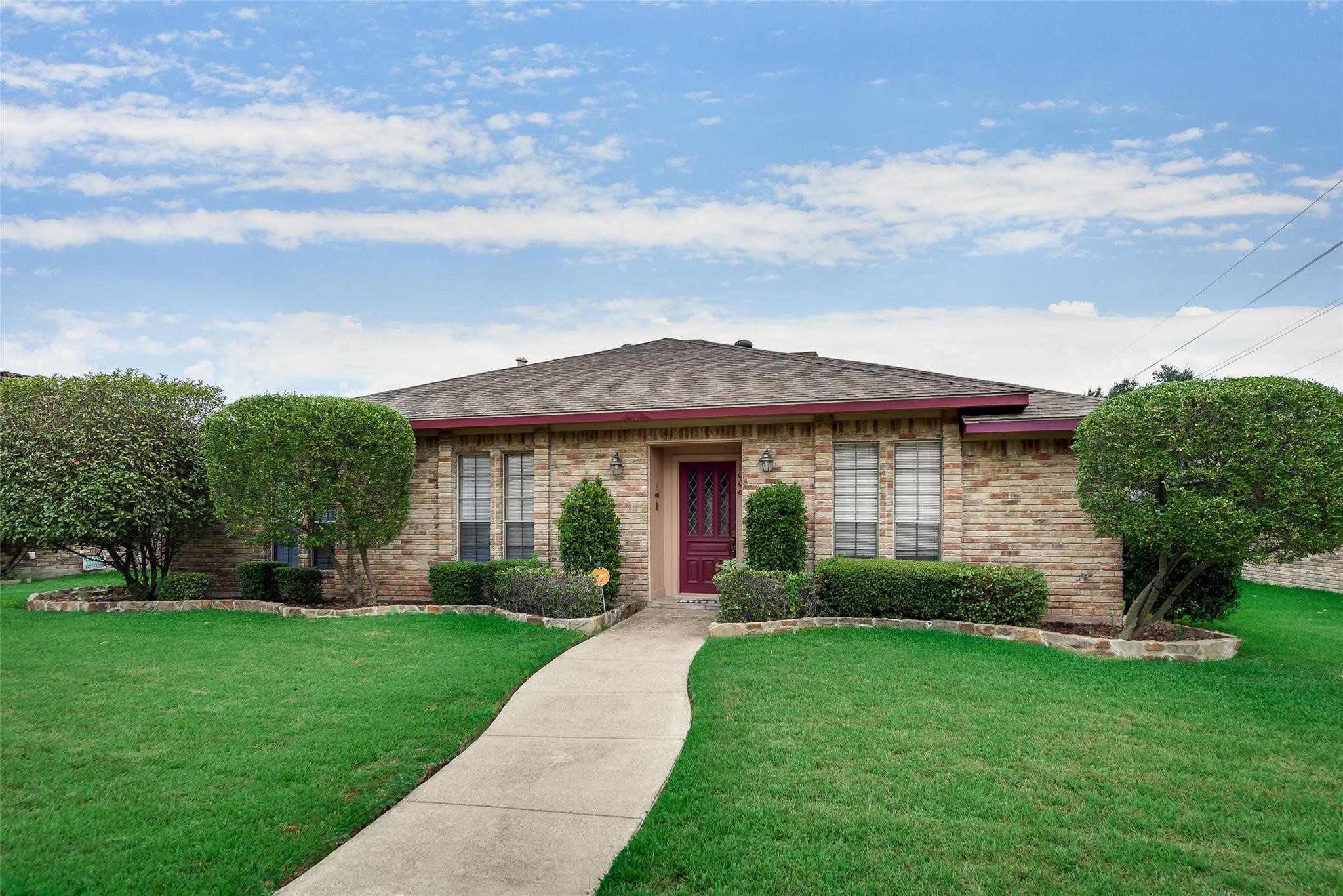 1006 Mayapple Drive Garland TX 75043