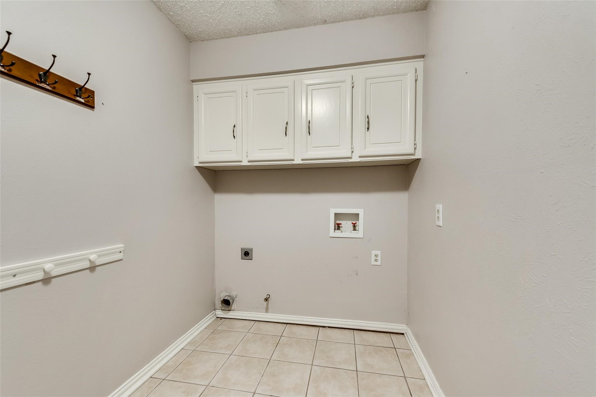 1006 Mayapple Drive Garland TX 75043