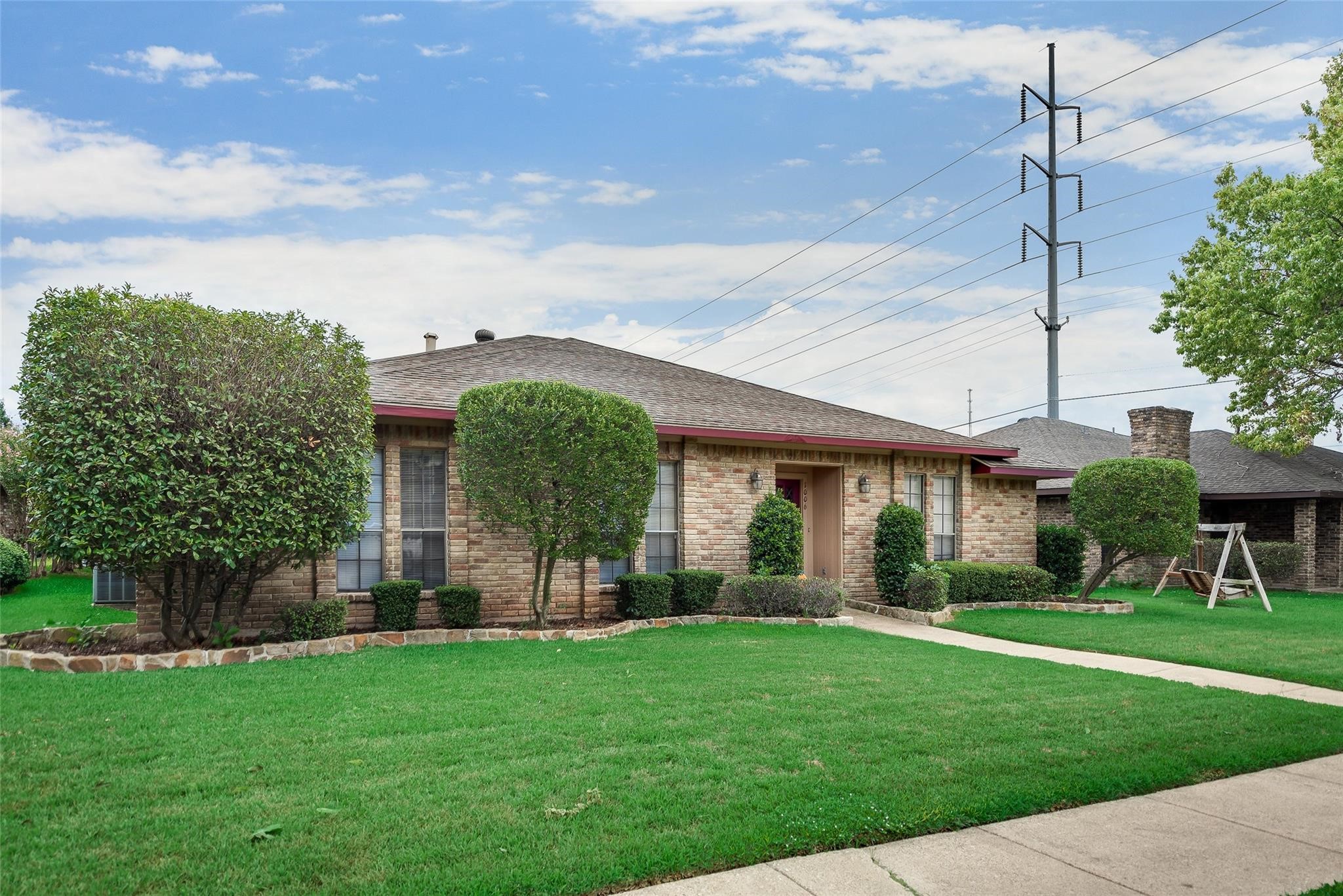 1006 Mayapple Drive Garland TX 75043