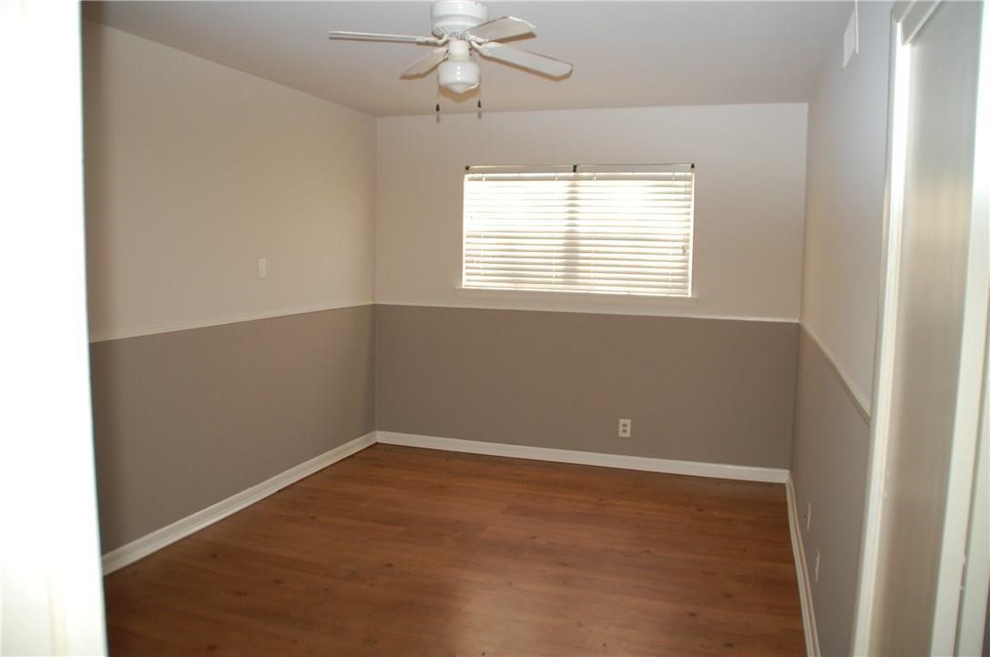 1133 Valley View Drive Hurst TX 76053