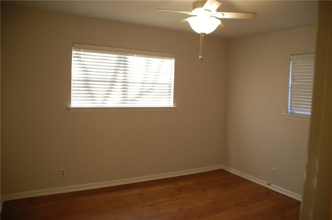 1133 Valley View Drive Hurst TX 76053