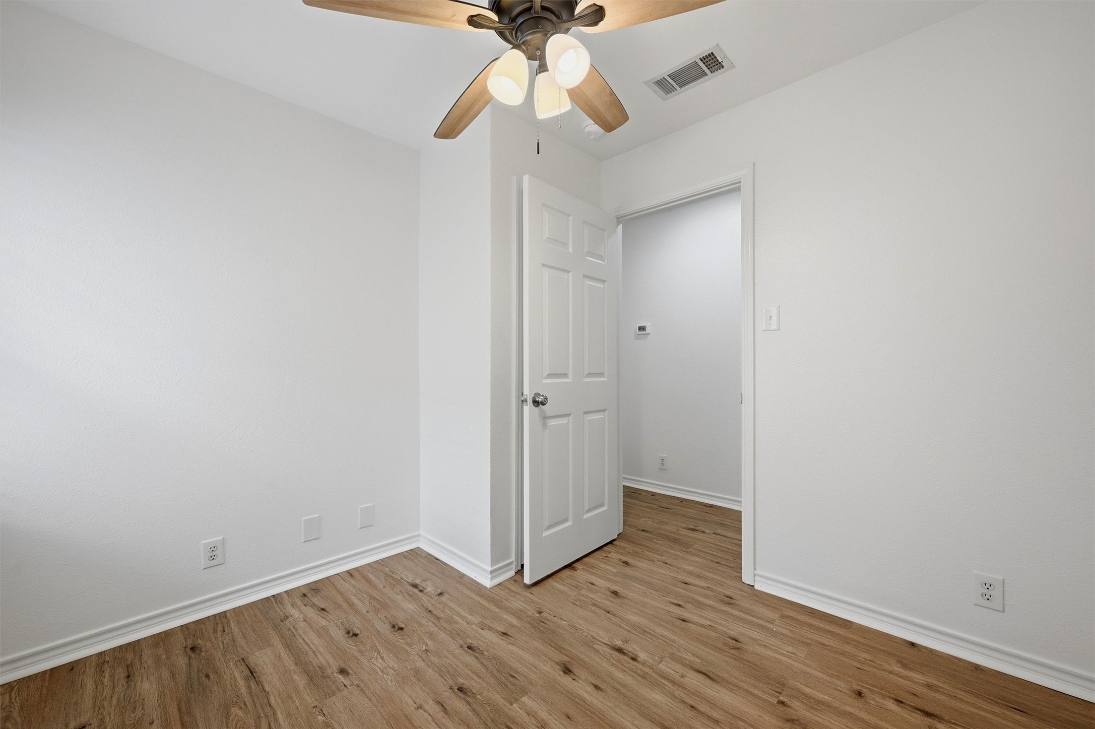 906 W Houston Street Sherman TX 75092