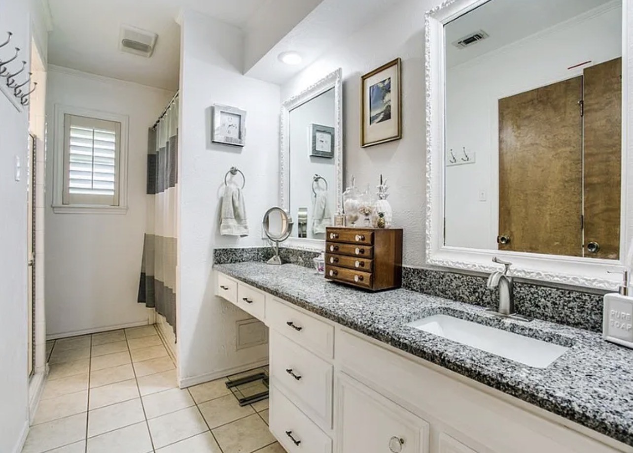 5113 Ledgestone Drive Fort Worth TX 76132